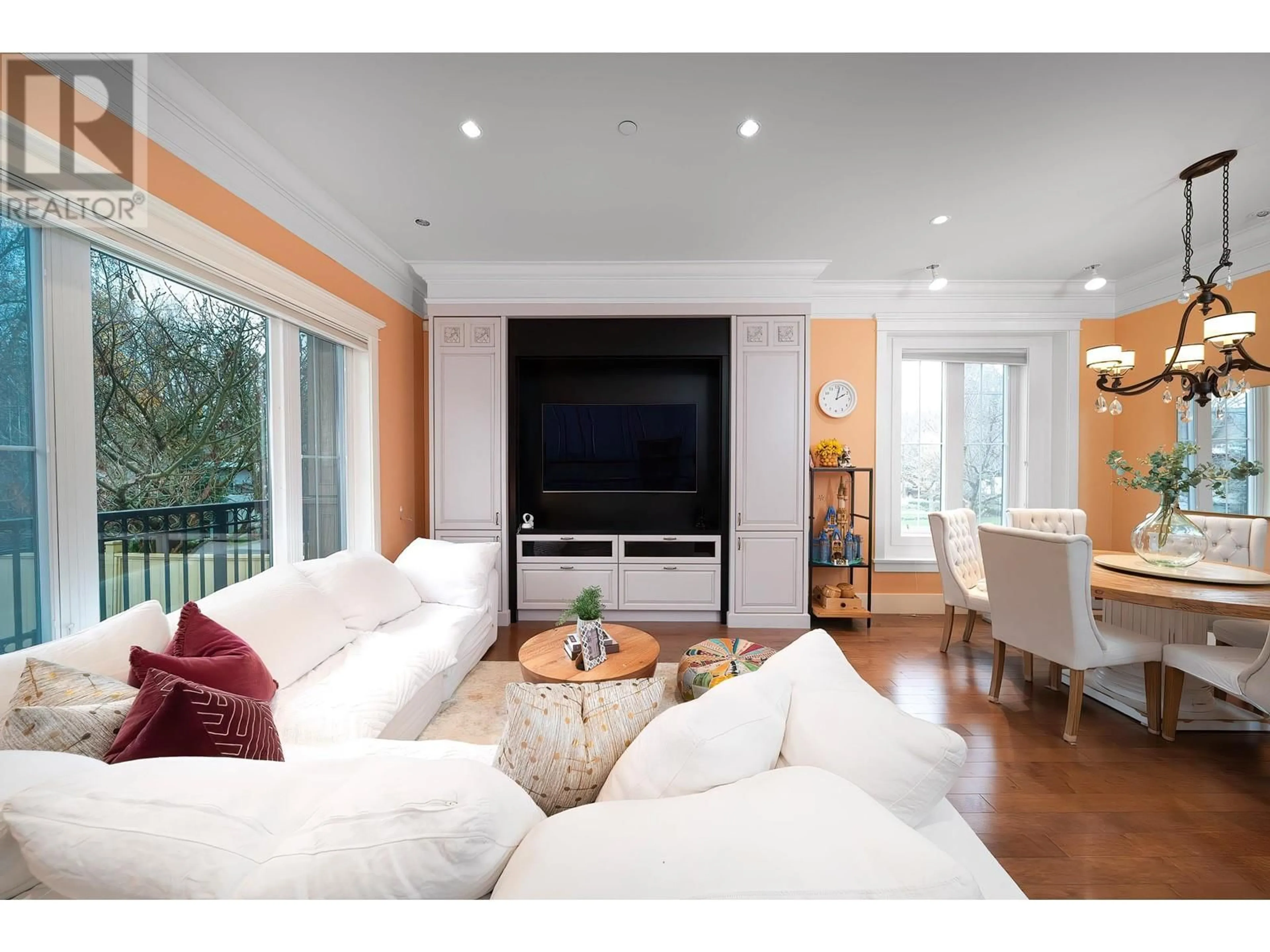 Living room with furniture, wood/laminate floor for 3996 W 31ST AVENUE, Vancouver British Columbia V6S1Y5