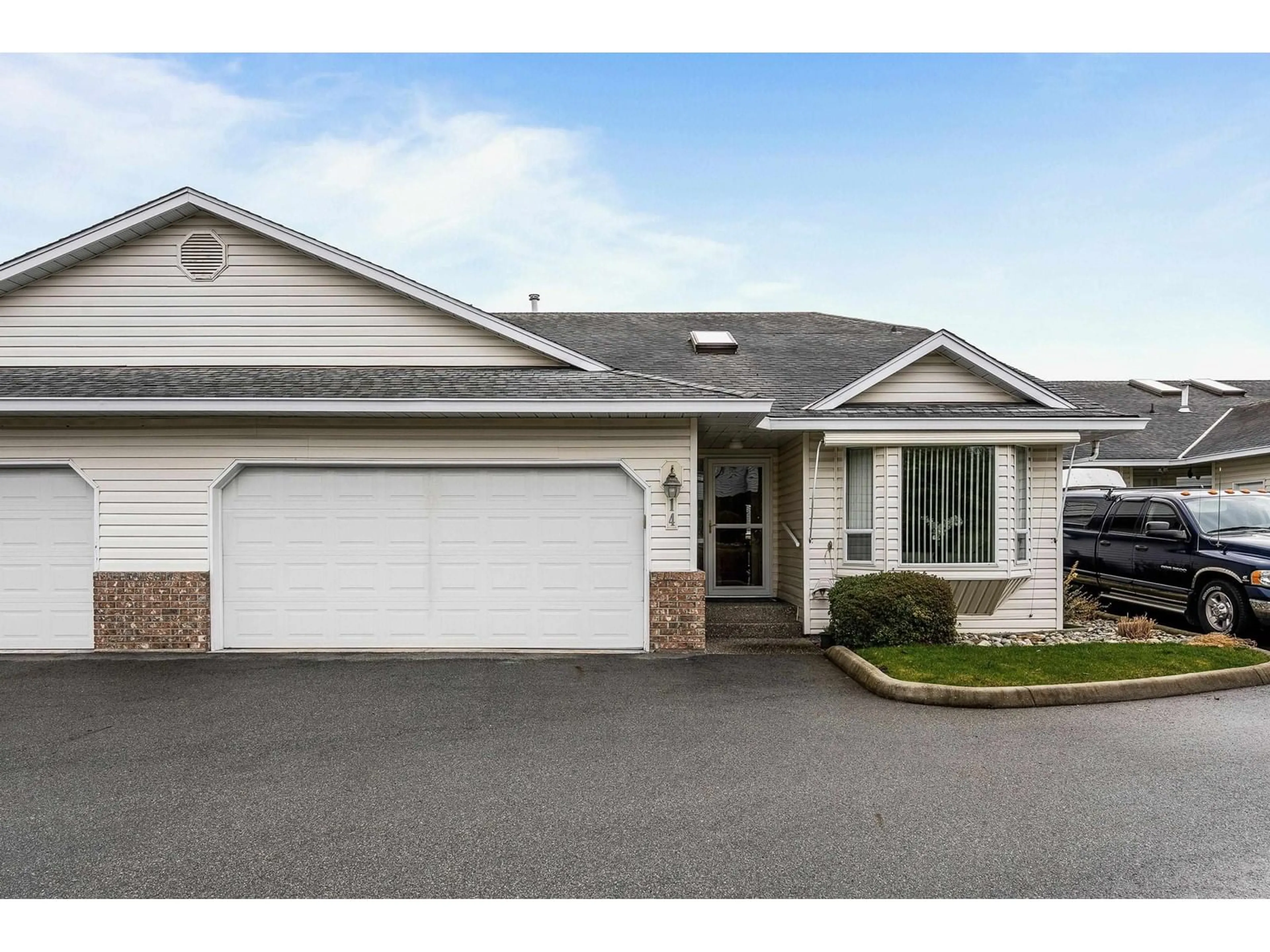 Unknown for 14 - 3054 TRAFALGAR, Abbotsford British Columbia V2S7X6