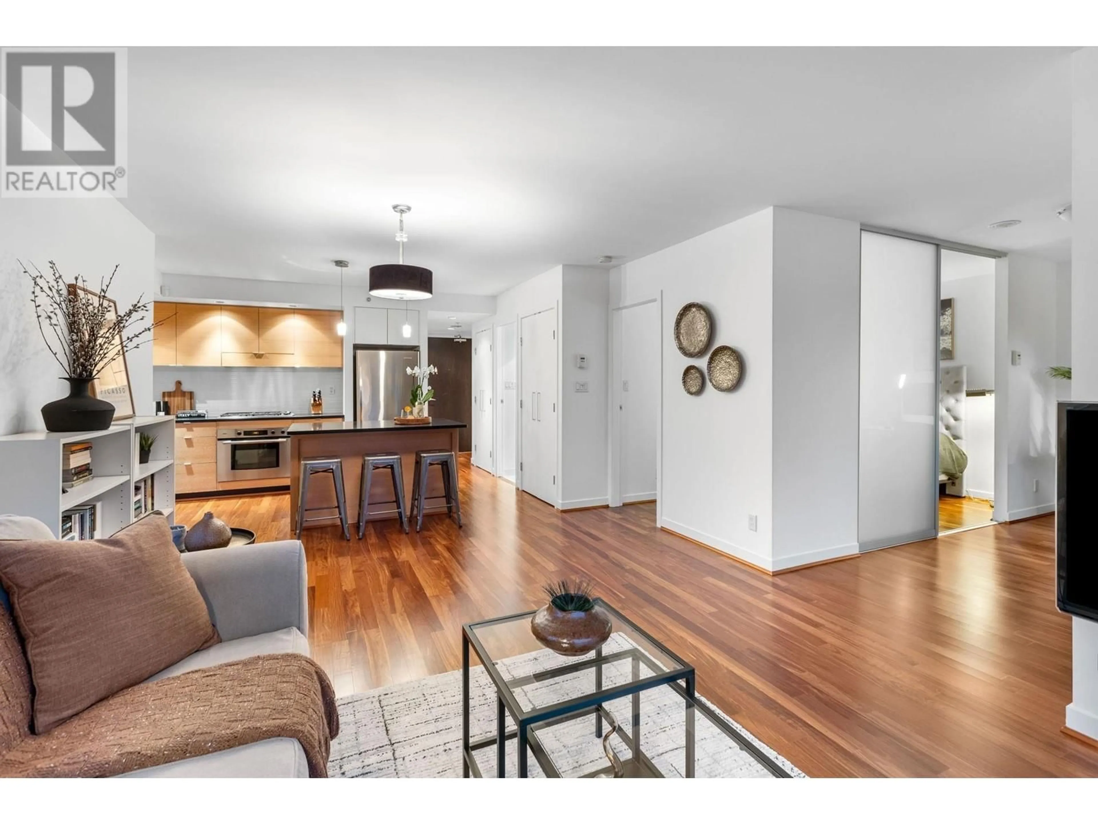 Living room with furniture, wood/laminate floor for 1806 1055 HOMER STREET, Vancouver British Columbia V6B1G3