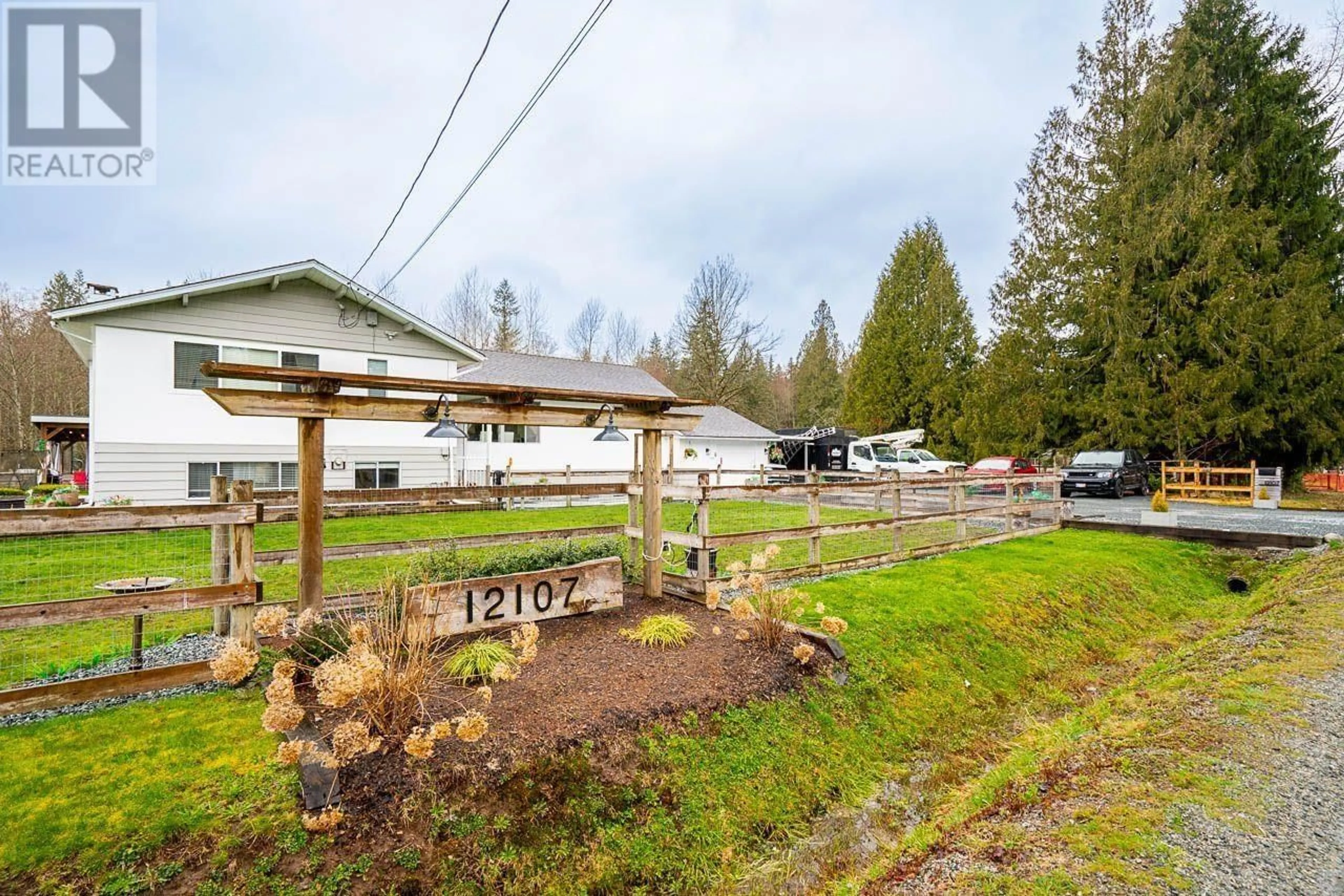 Unknown for 12107 252 STREET, Maple Ridge British Columbia V4R1G1
