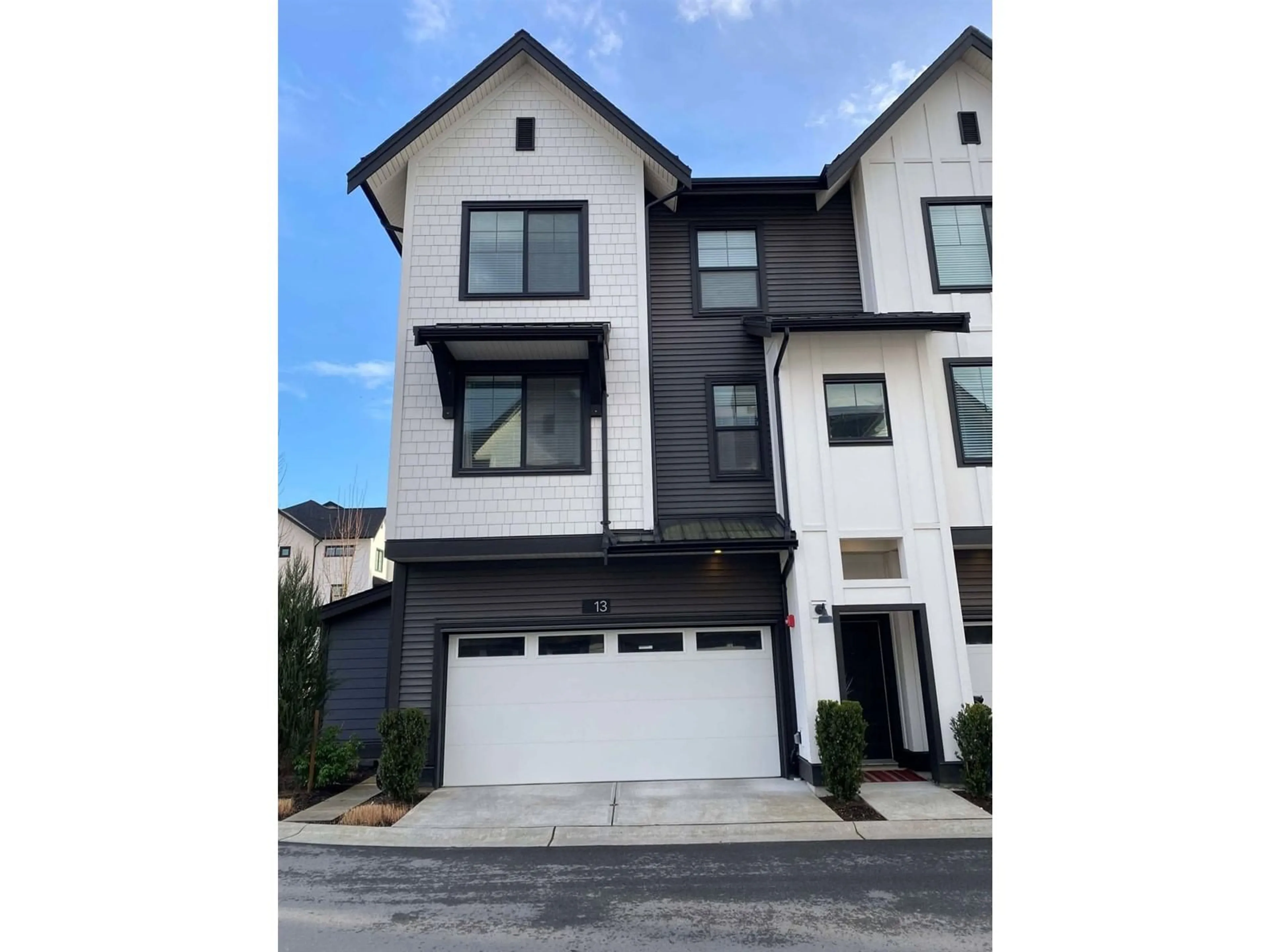 Unknown for 13 - 7967 197, Langley British Columbia V2Y3P1