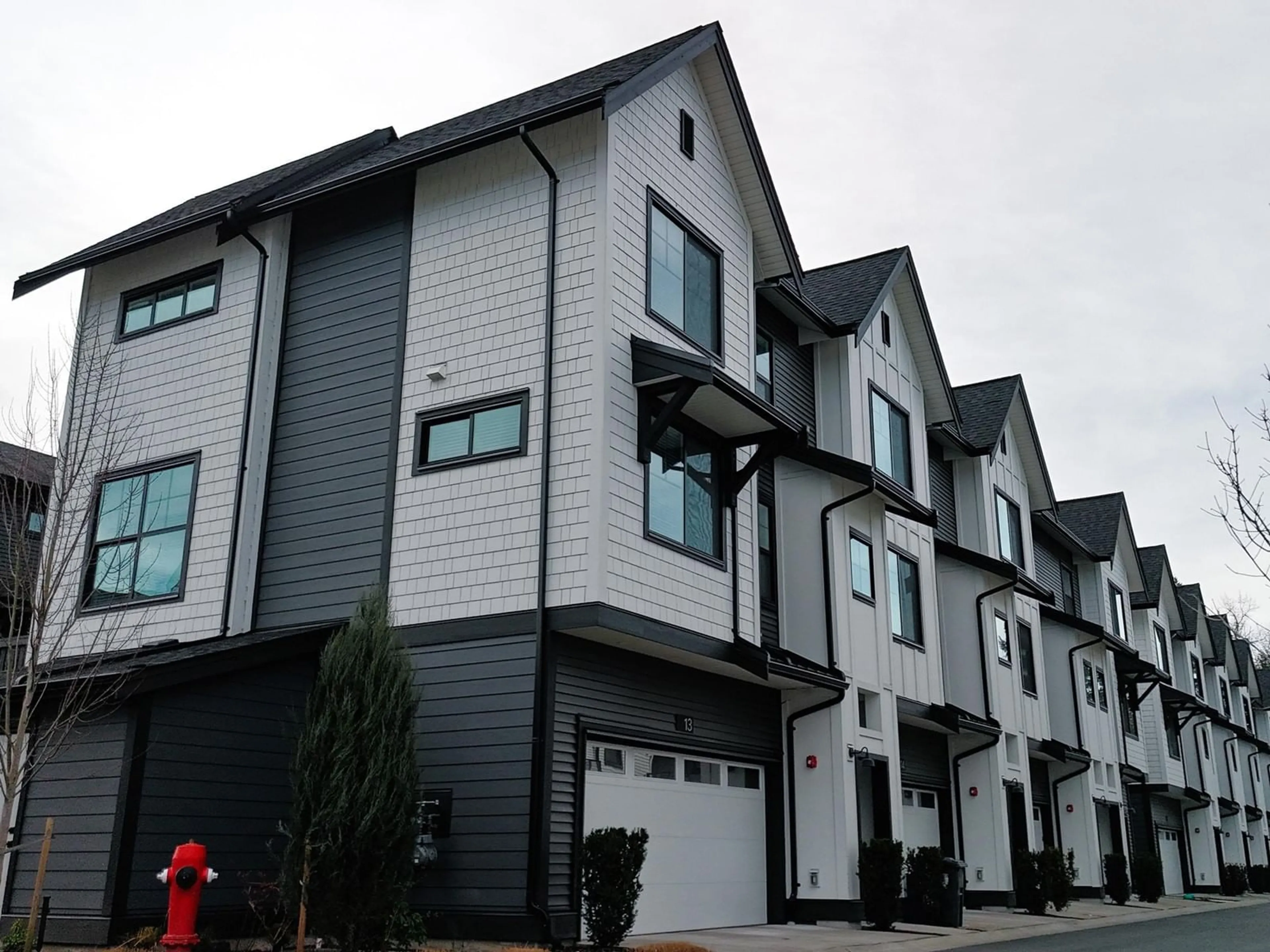 Home with vinyl exterior material, street for 13 - 7967 197, Langley British Columbia V2Y3P1