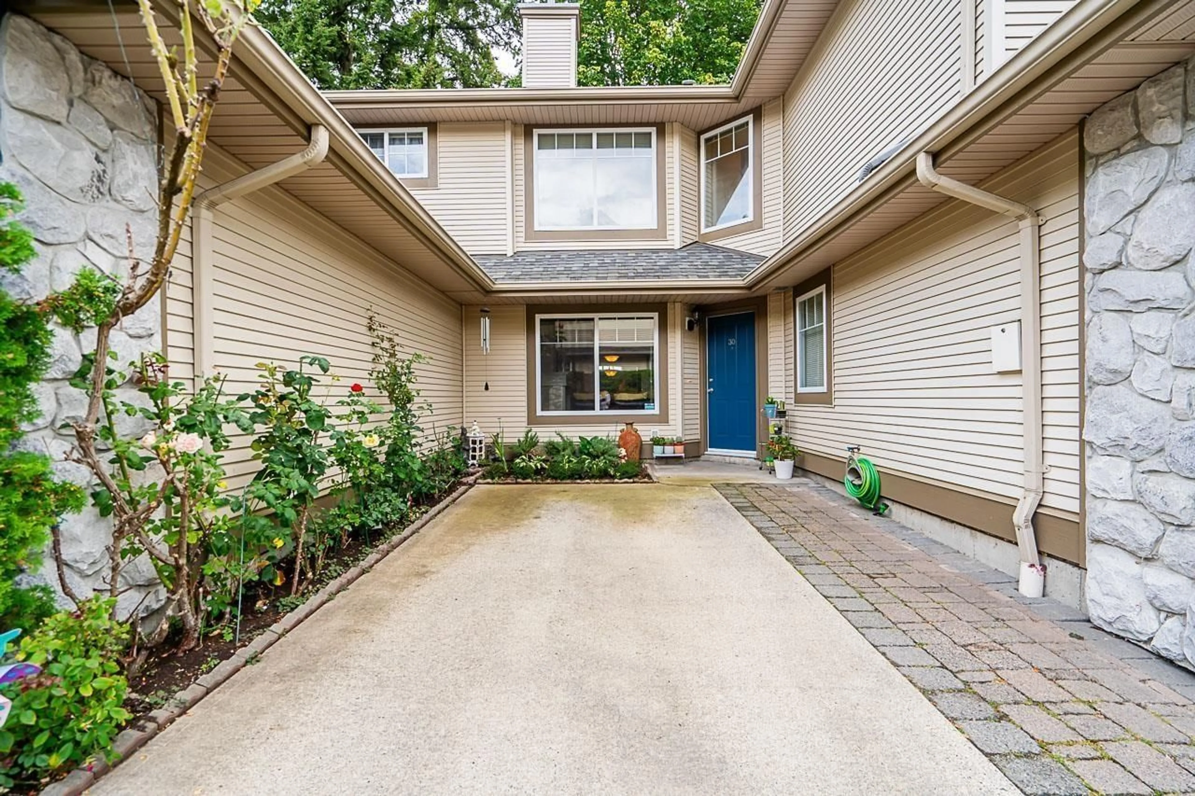 Unknown for 30 8888 151 STREET, Surrey British Columbia V3R0Z9