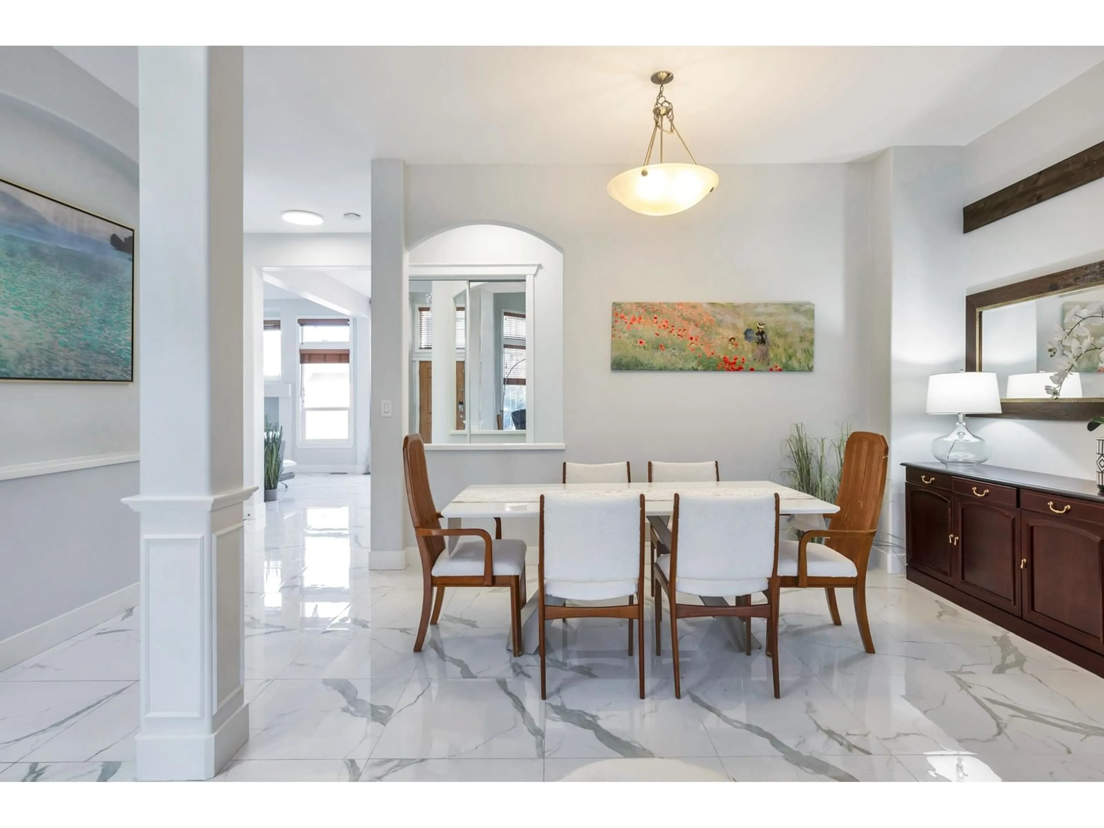 Dining room, ceramic/tile floor for 6066 165 STREET, Surrey British Columbia V3S5V4