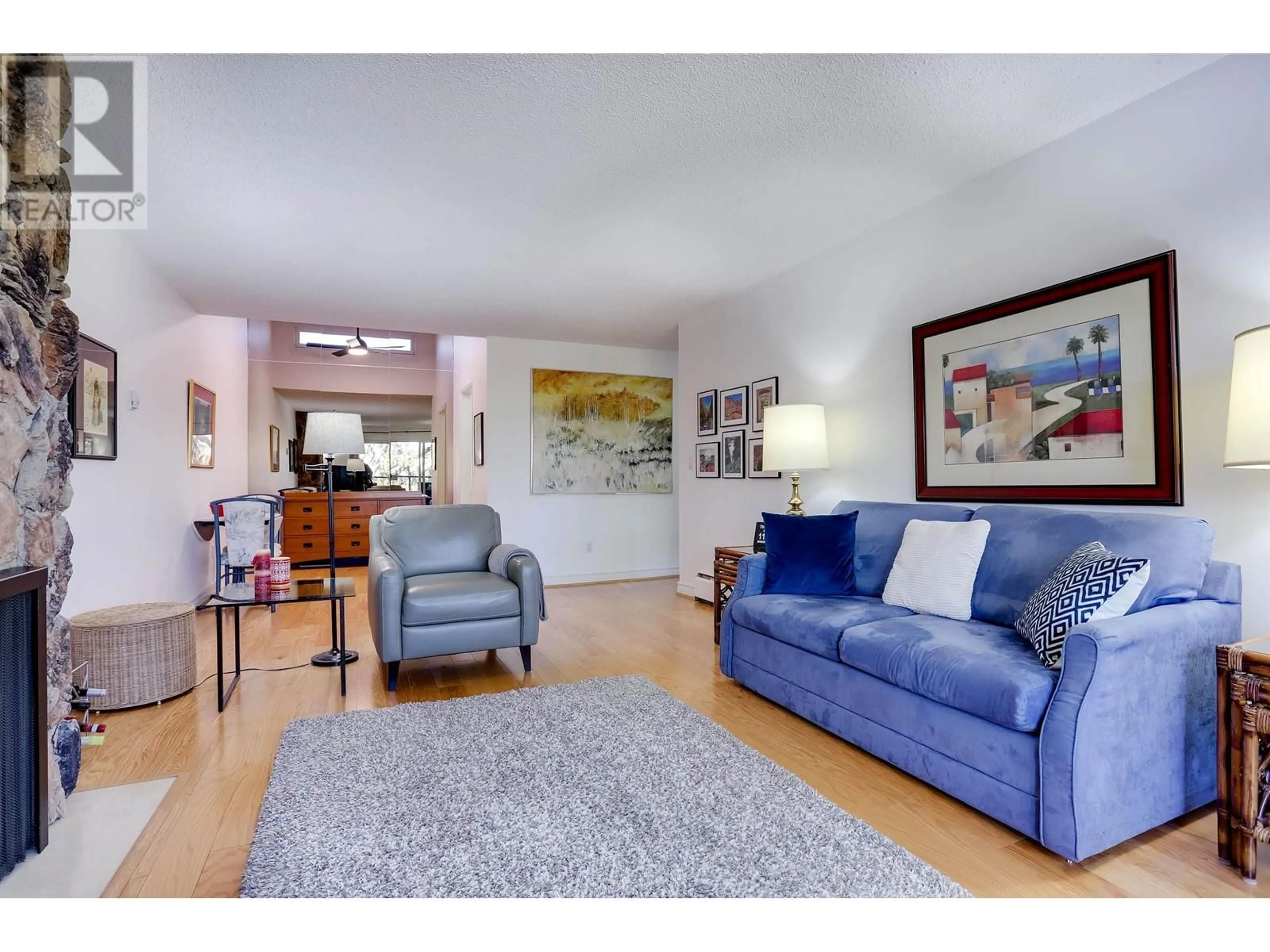 Living room with furniture, unknown for 307 - 1266 13TH AVENUE, Vancouver British Columbia V6H1N6