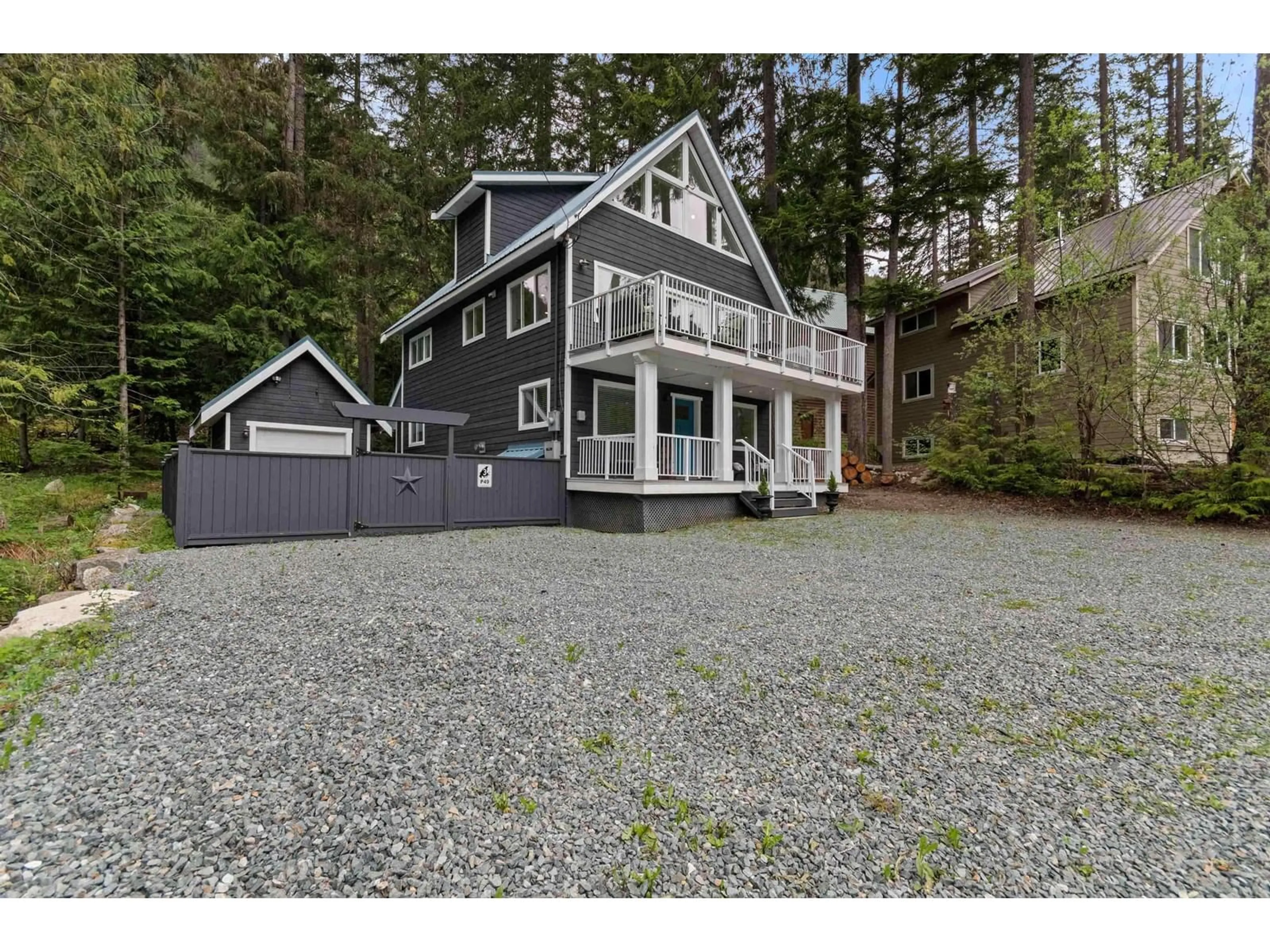 Home with vinyl exterior material, street for 14905 PARKHILL BOULEVARD, Sunshine Valley British Columbia V0X1L5