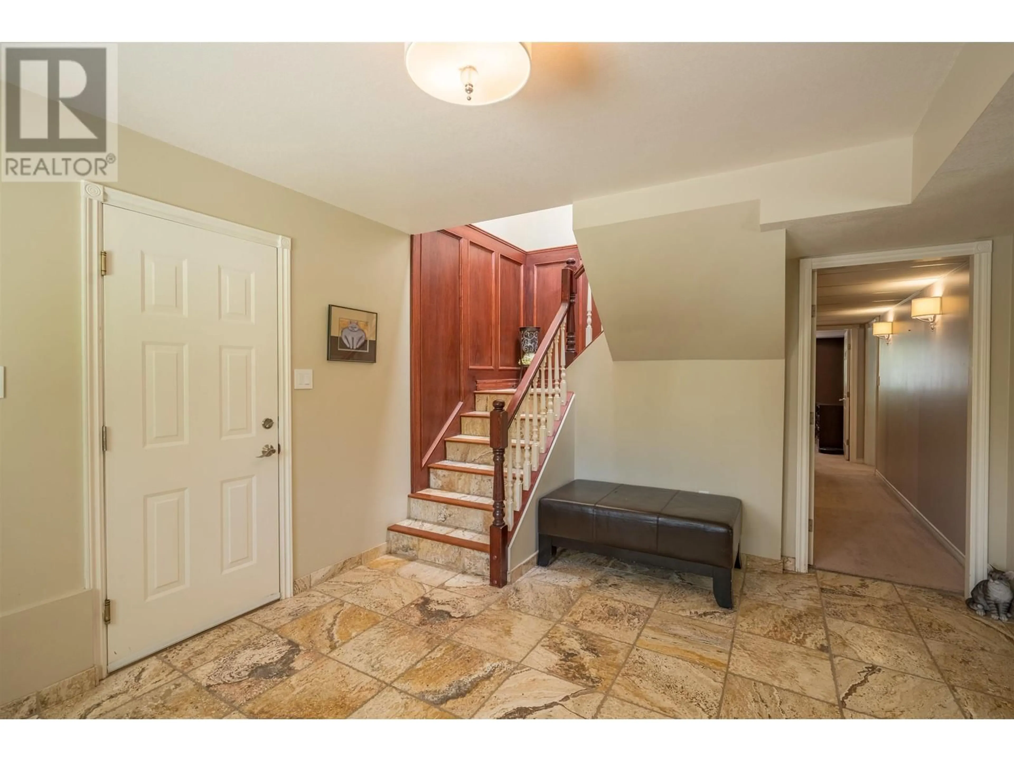 Indoor entryway for 9094 NORTH NECHAKO ROAD, Prince George British Columbia V2K4Z9