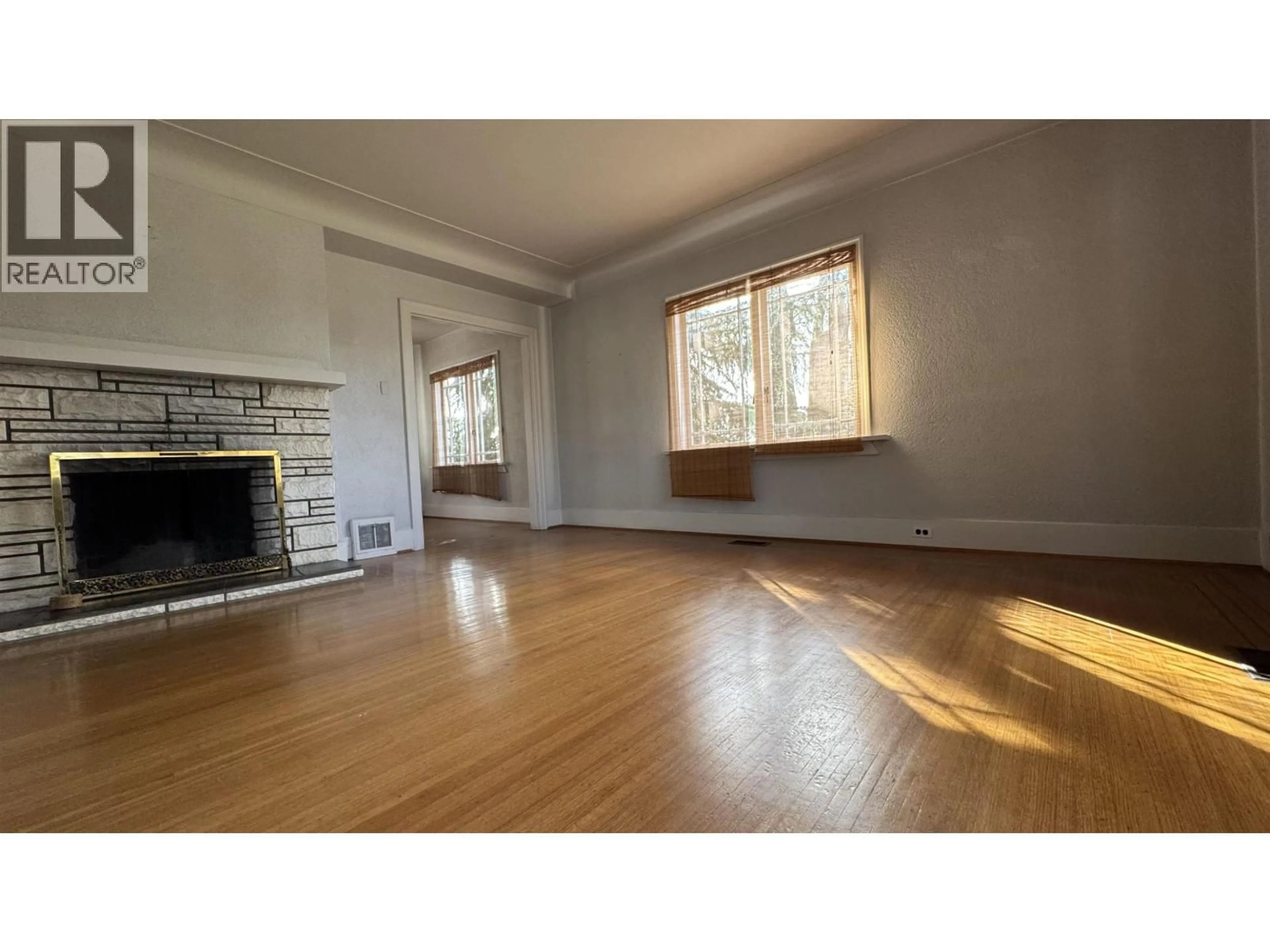 A pic of a room for 5480 COLLINGWOOD STREET, Vancouver British Columbia V6N1T1