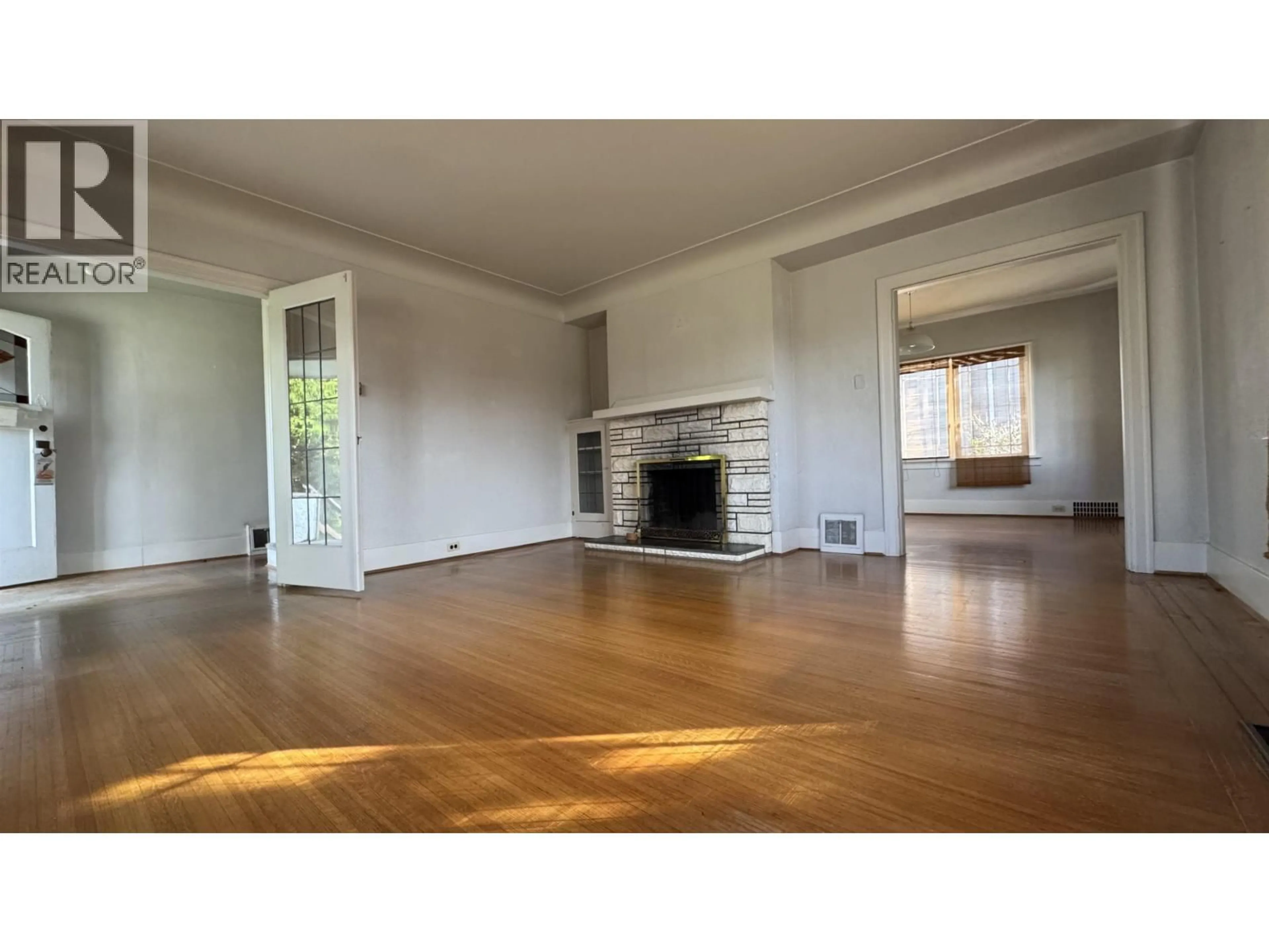 A pic of a room for 5480 COLLINGWOOD STREET, Vancouver British Columbia V6N1T1
