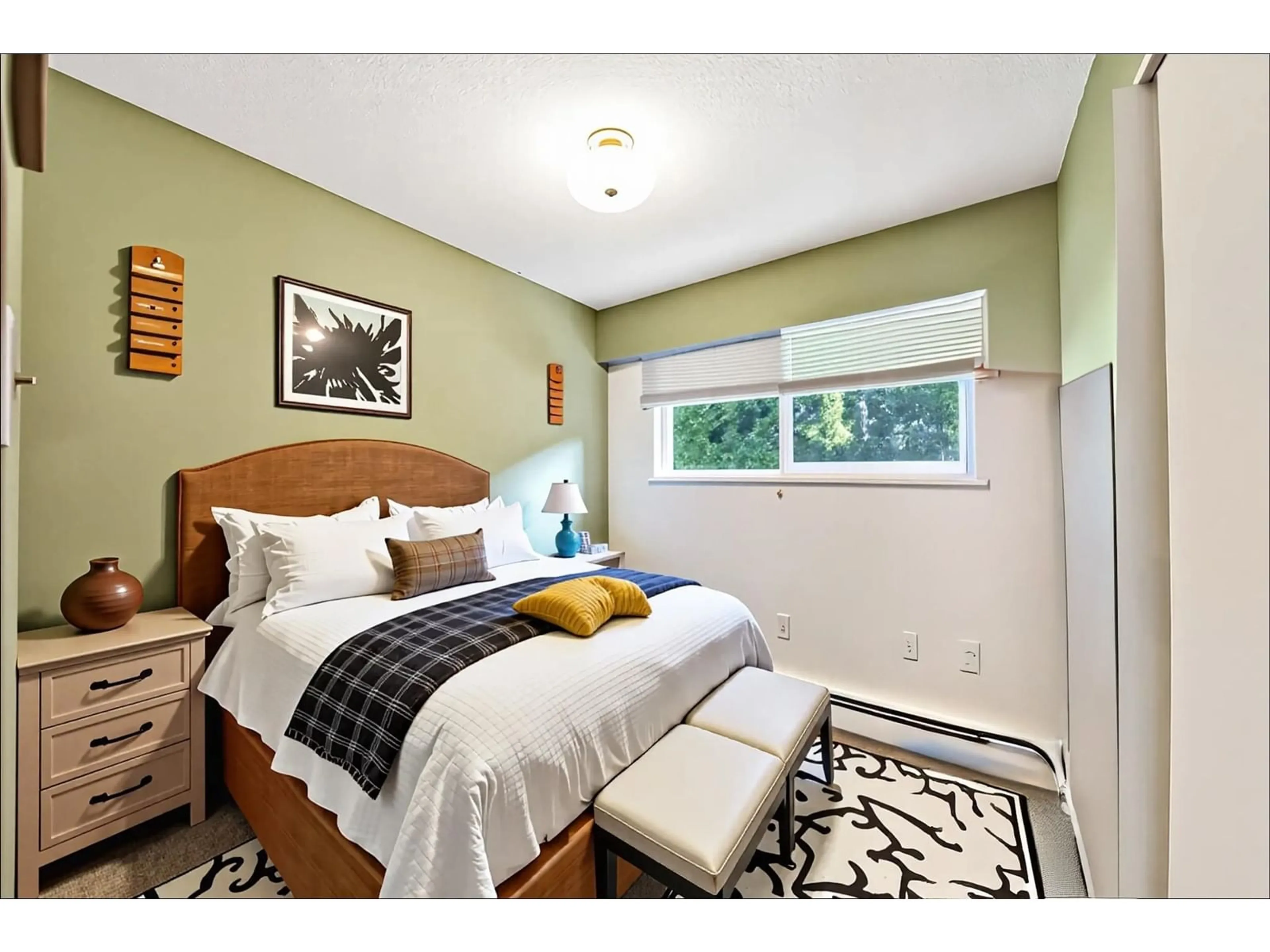 Bedroom with bed, unknown for 12669 96, Surrey British Columbia V3V1X5