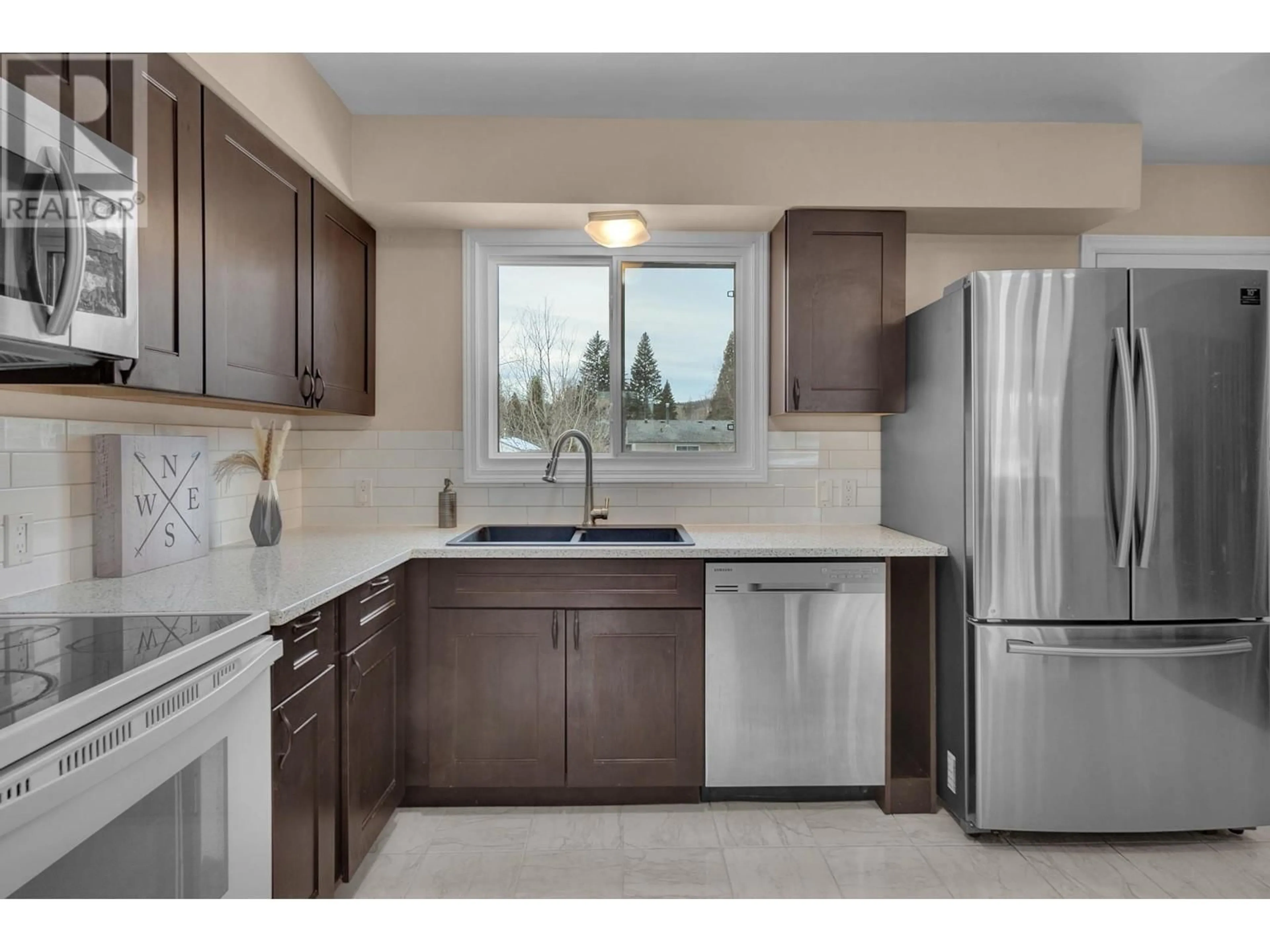 Standard kitchen, ceramic/tile floor for 5287 CAMBRIDGE ROAD, Prince George British Columbia V2N2B6