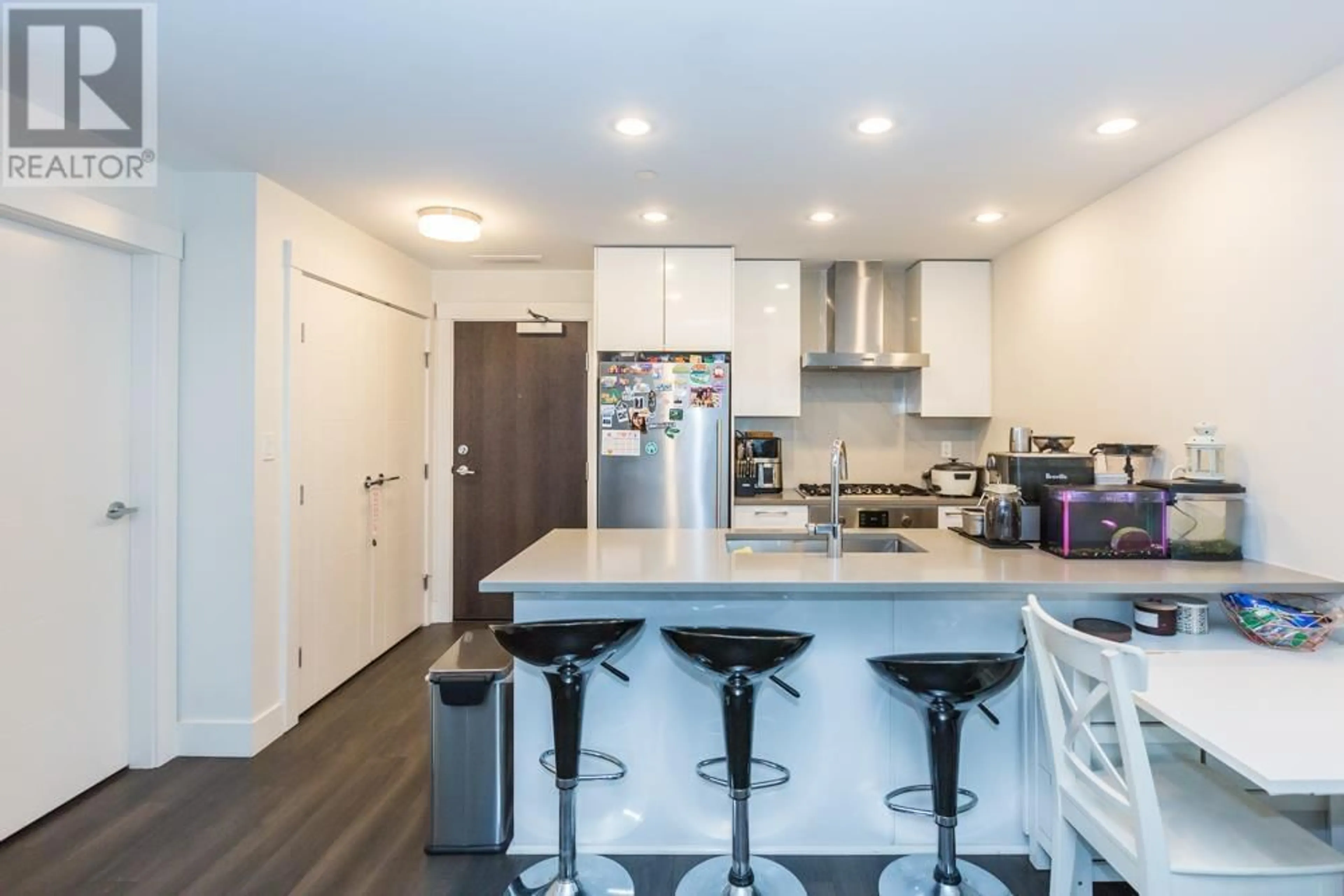 Open concept kitchen, unknown for 218 10780 NO. 5 ROAD, Richmond British Columbia V6W0B8