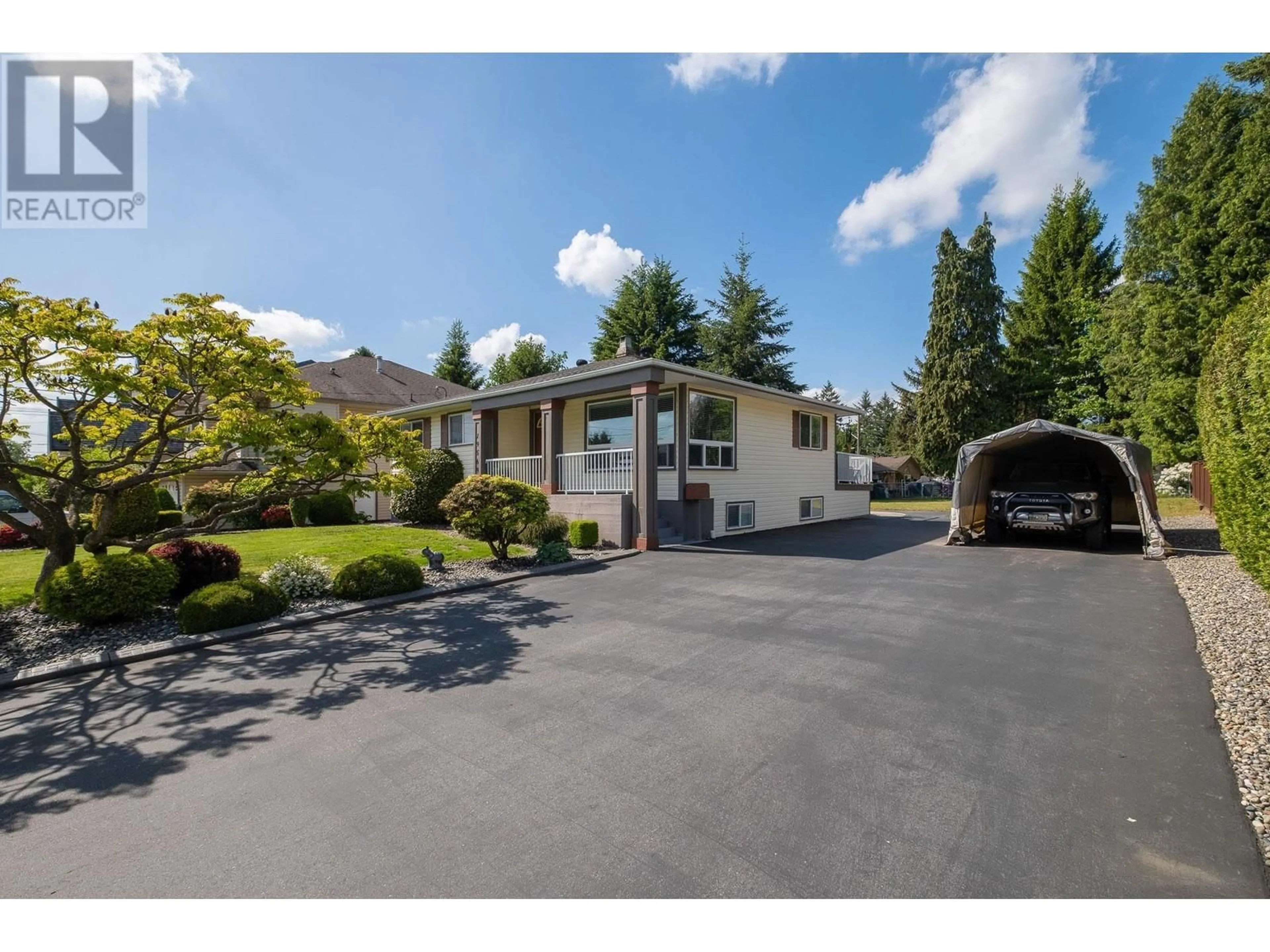 Unknown for 19569 116B AVENUE, Pitt Meadows British Columbia V3Y1G2