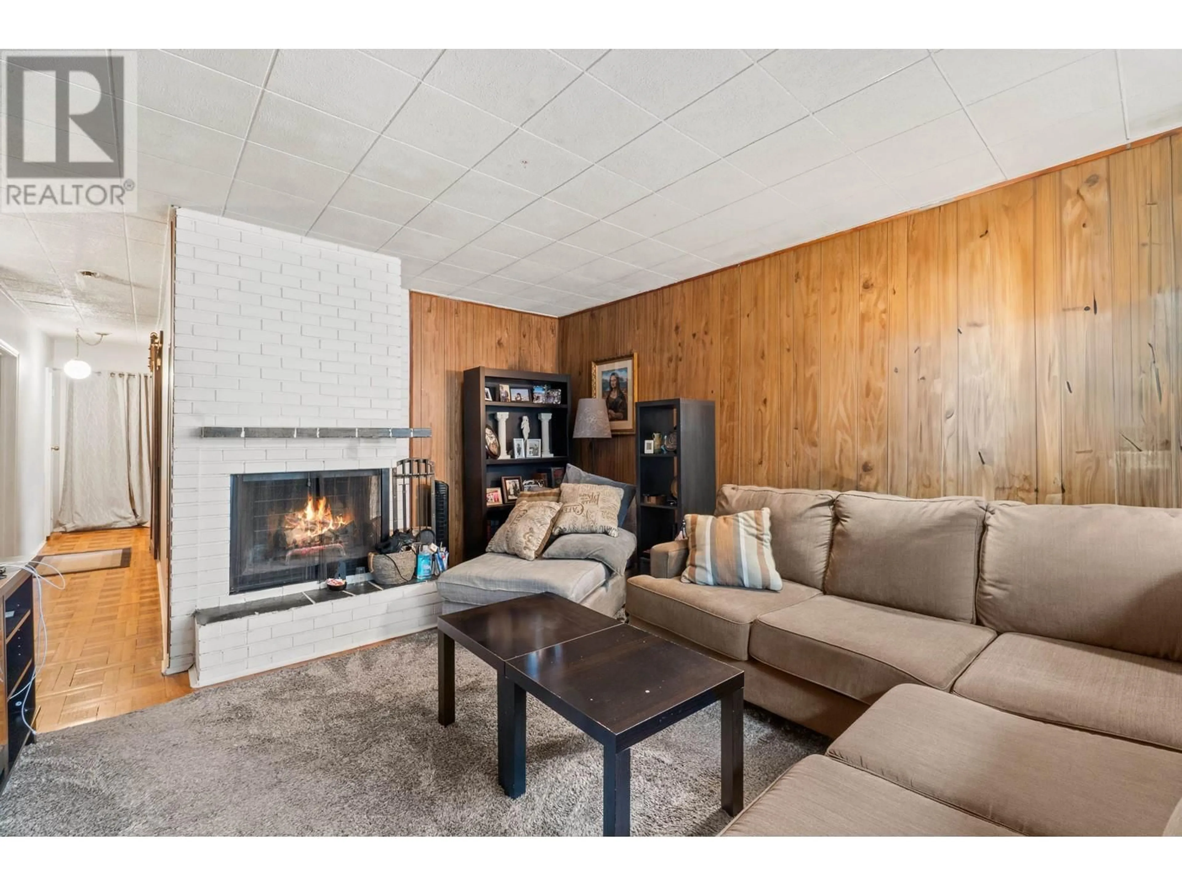 Living room with furniture, wood/laminate floor for 837 WINDERMERE STREET, Vancouver British Columbia V5K4J5