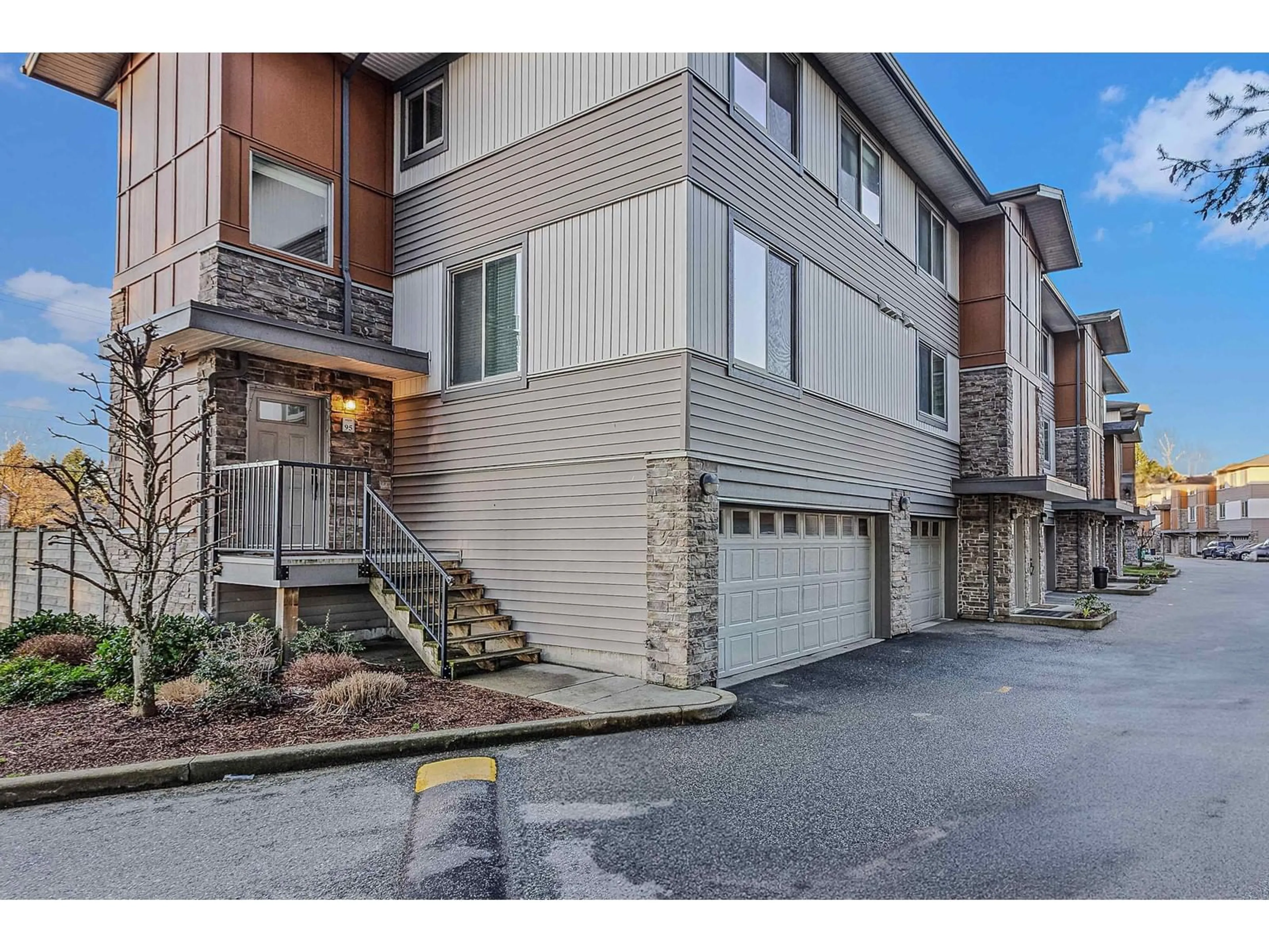 Unknown for 95 - 34248 KING, Abbotsford British Columbia V2S0B1