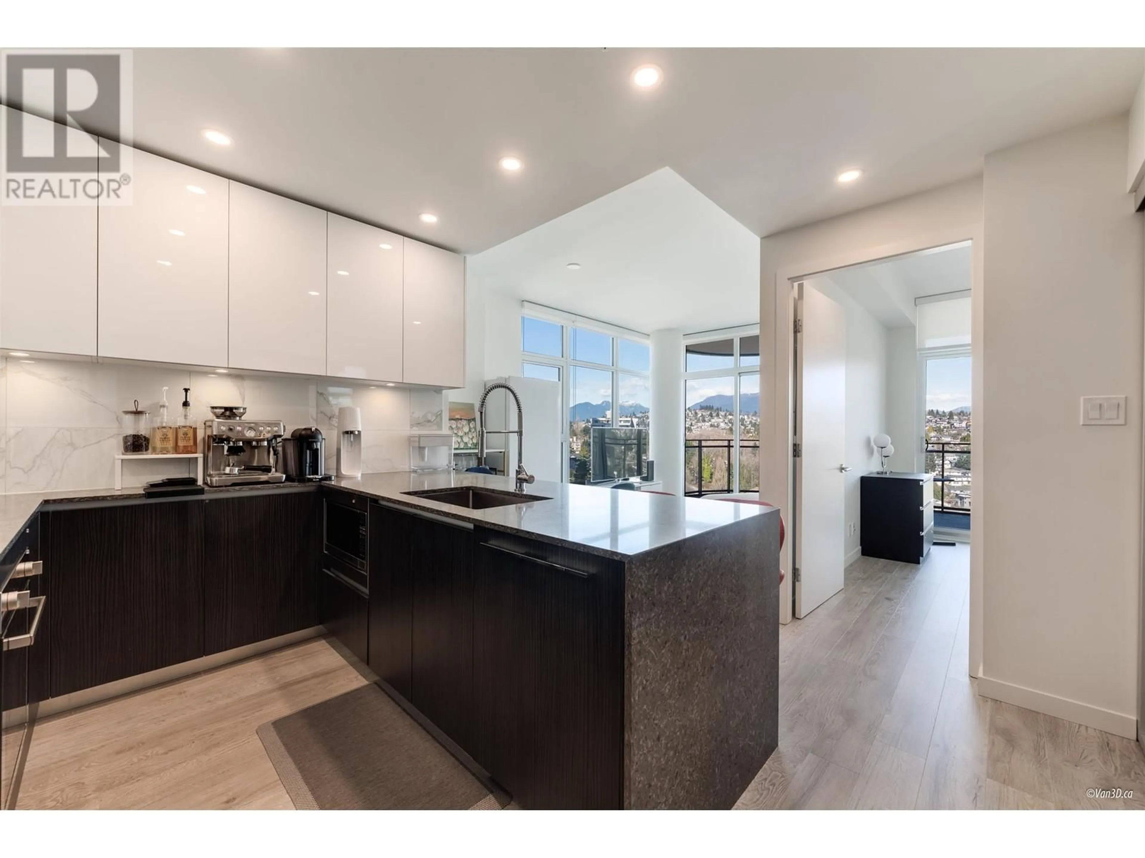 Open concept kitchen, unknown for 1902 - 5311 GORING STREET, Burnaby British Columbia V5B0B5