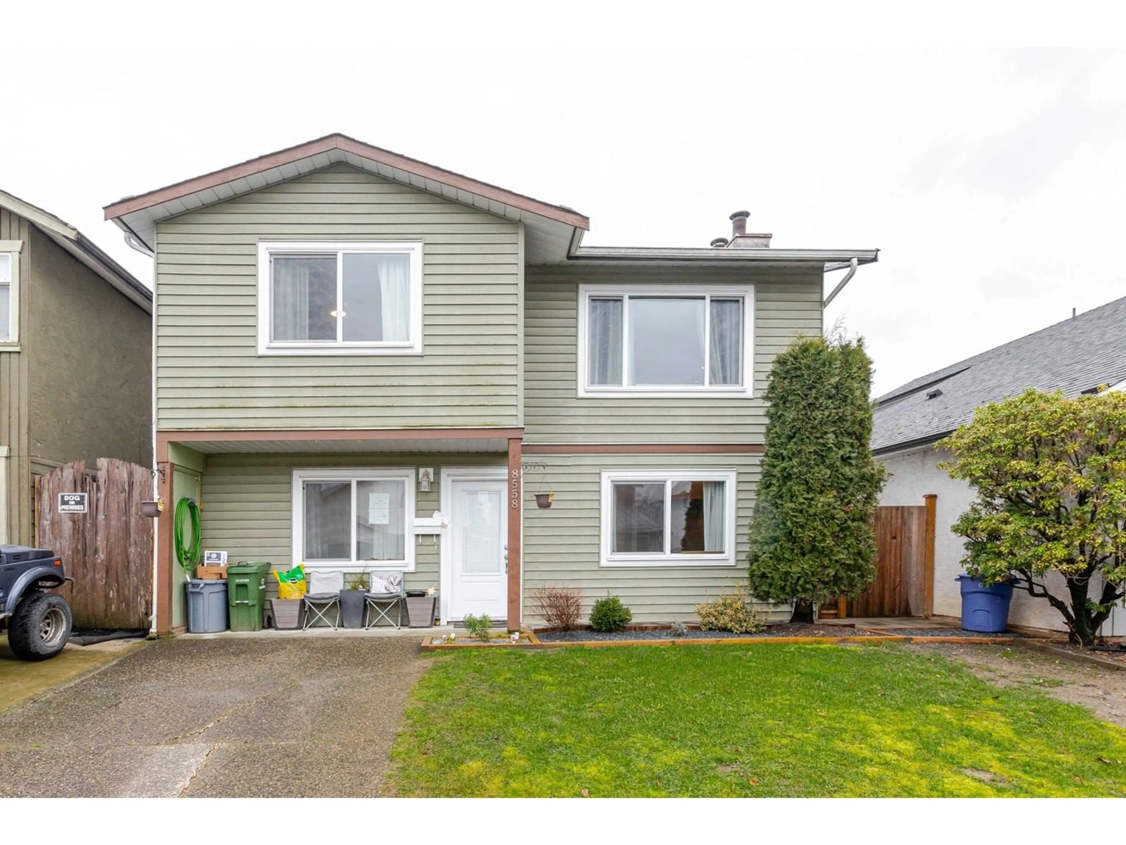 Home with vinyl exterior material, street for 8558 MCCUTCHEON AVENUE, Chilliwack British Columbia V2P7K7