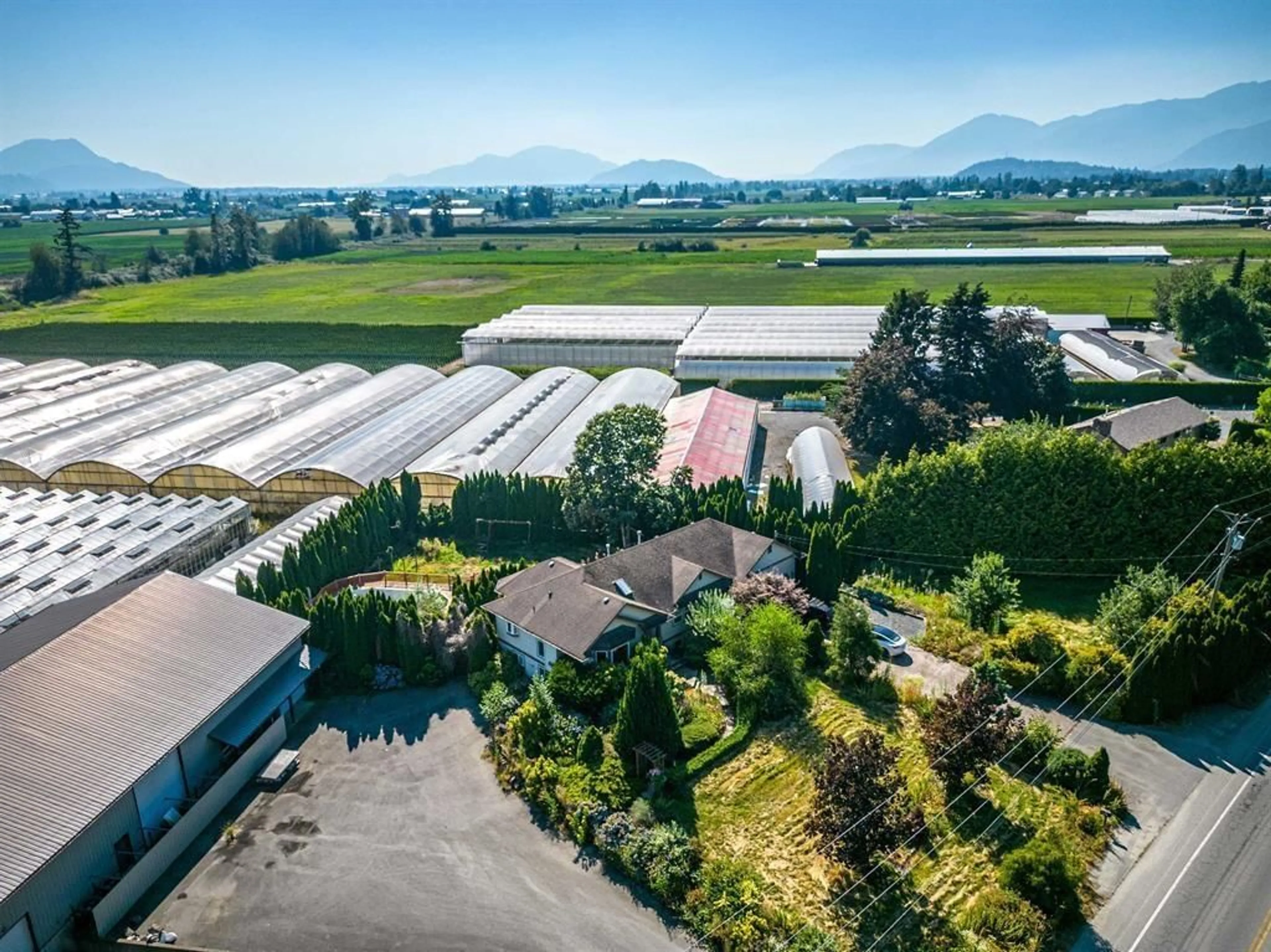 A pic from outside/outdoor area/front of a property/back of a property/a pic from drone, mountain view for 50284 YALE ROAD|Rosedale, Rosedale British Columbia V2P6H4