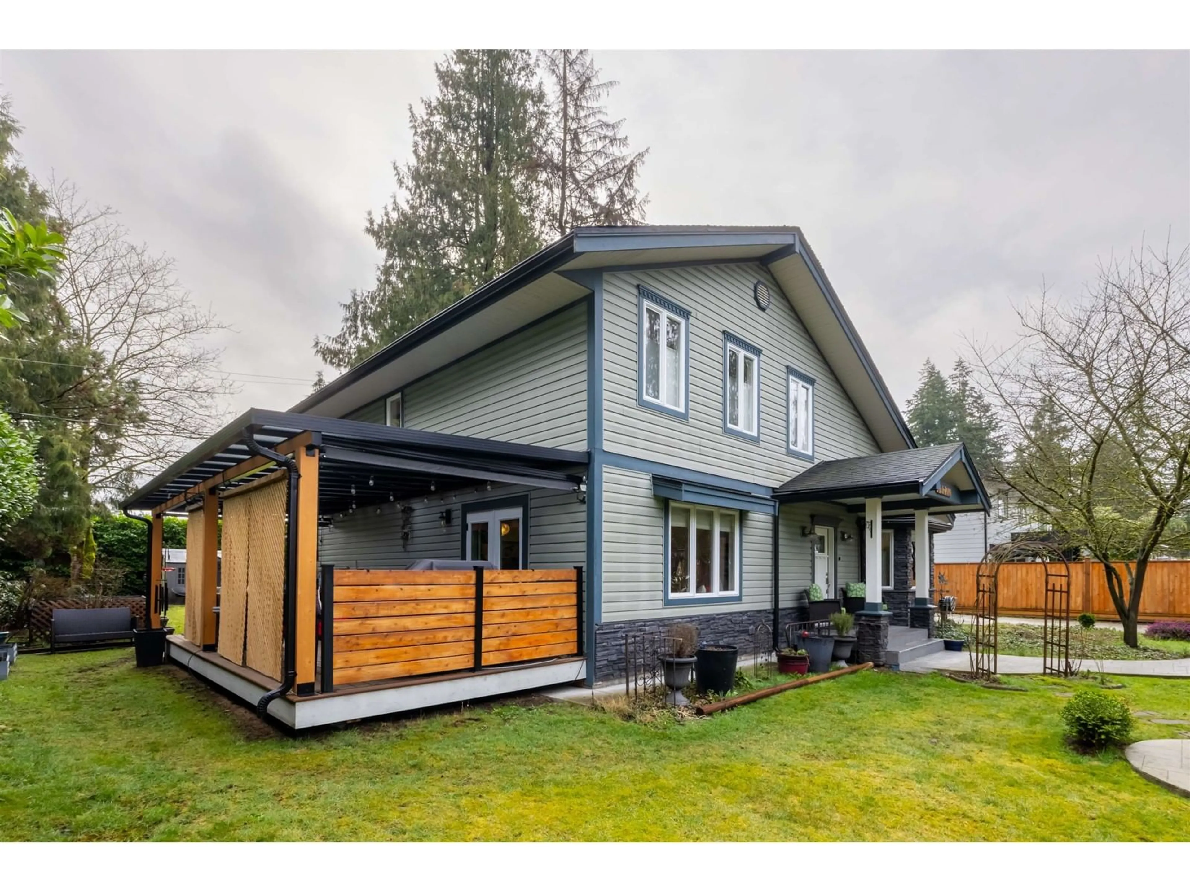 Home with vinyl exterior material, unknown for 20744 42 AVENUE, Langley British Columbia V3A3B3