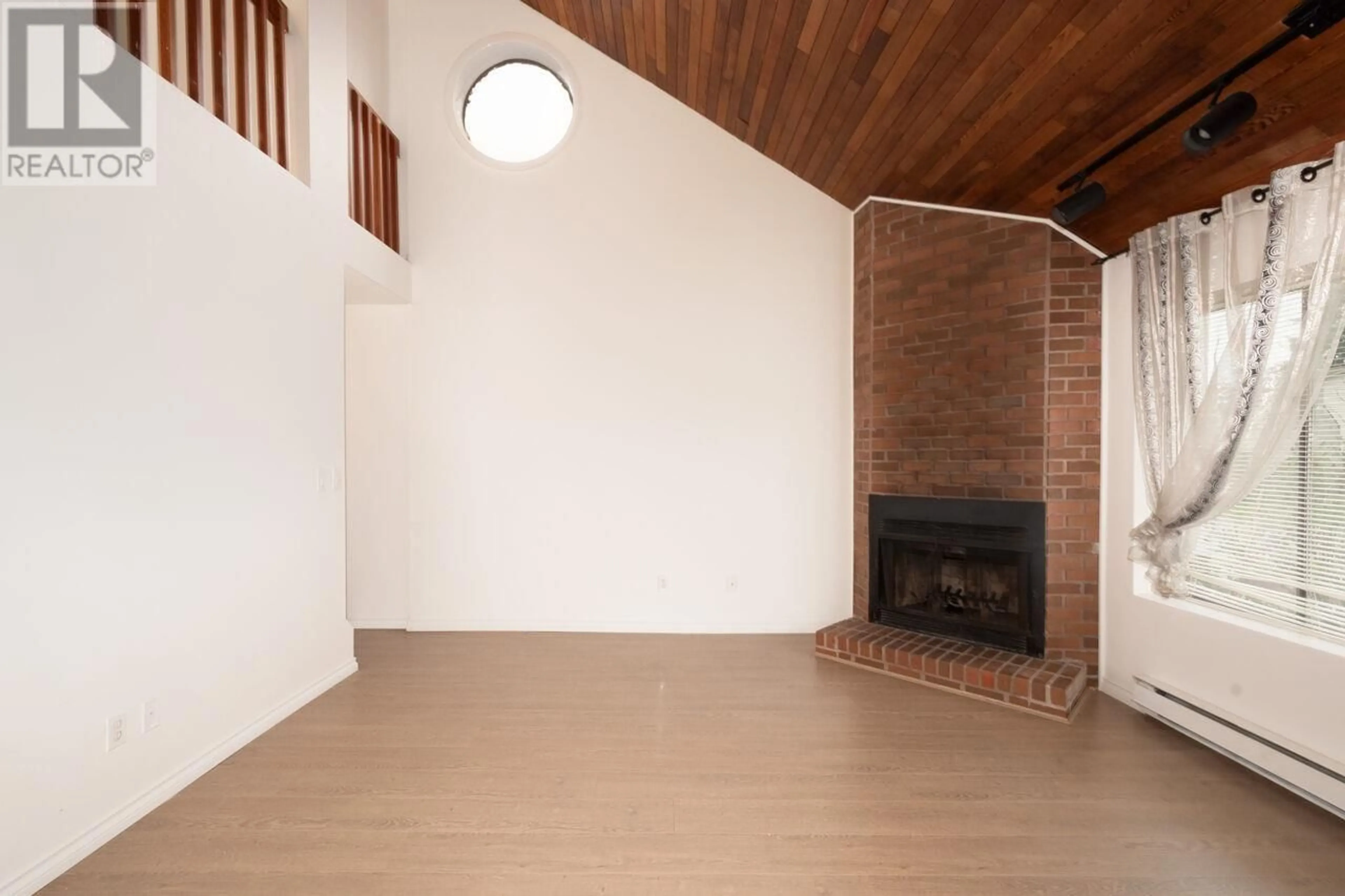 A pic of a room for 3167 GAMBIER AVENUE, Coquitlam British Columbia V3E1H8