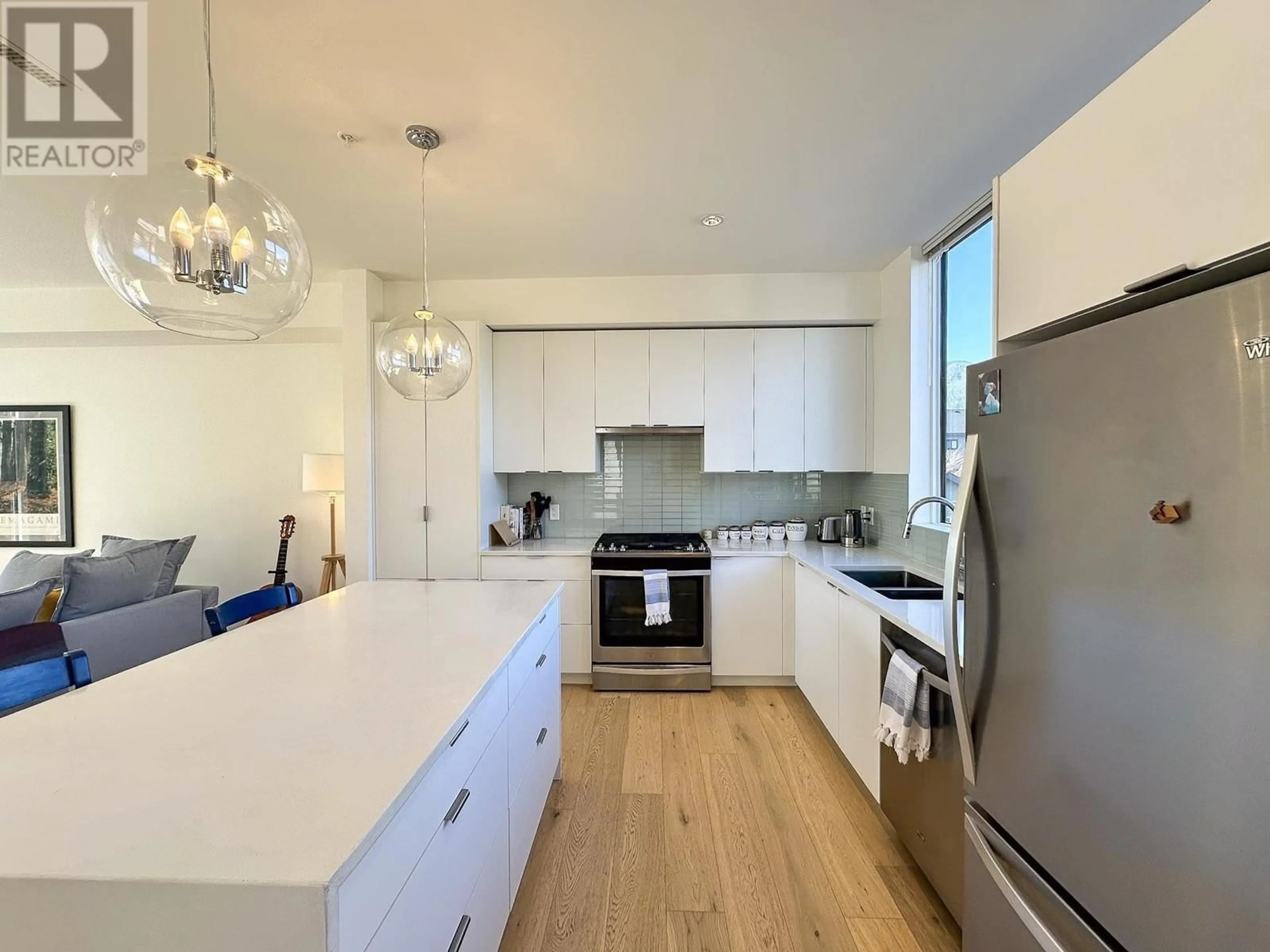 Open concept kitchen, unknown for 6 - 38447 BUCKLEY AVENUE, Squamish British Columbia V8B0B8