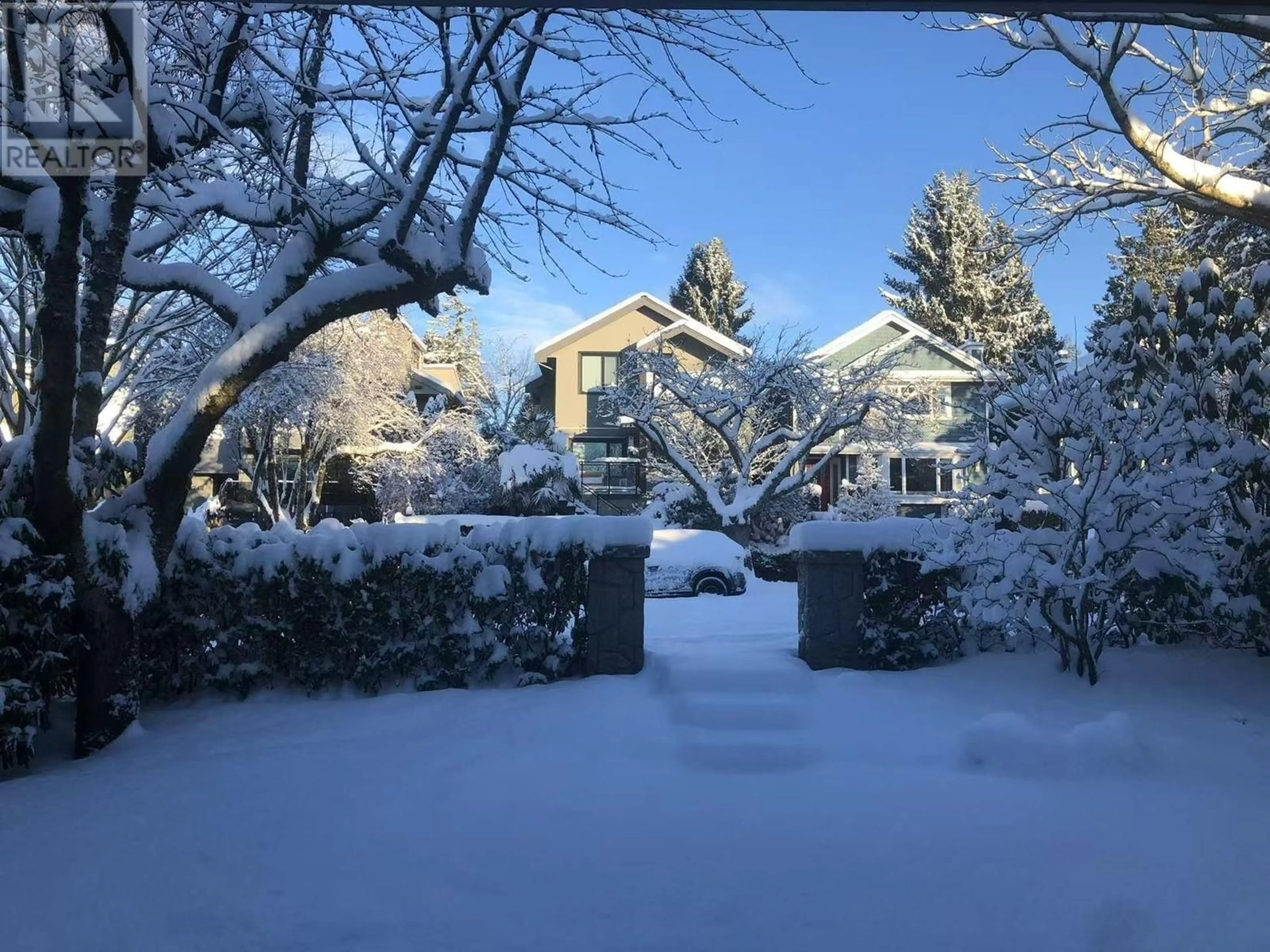 A pic from outside/outdoor area/front of a property/back of a property/a pic from drone, street for 2716 W 37TH AVENUE, Vancouver British Columbia V6N2T6