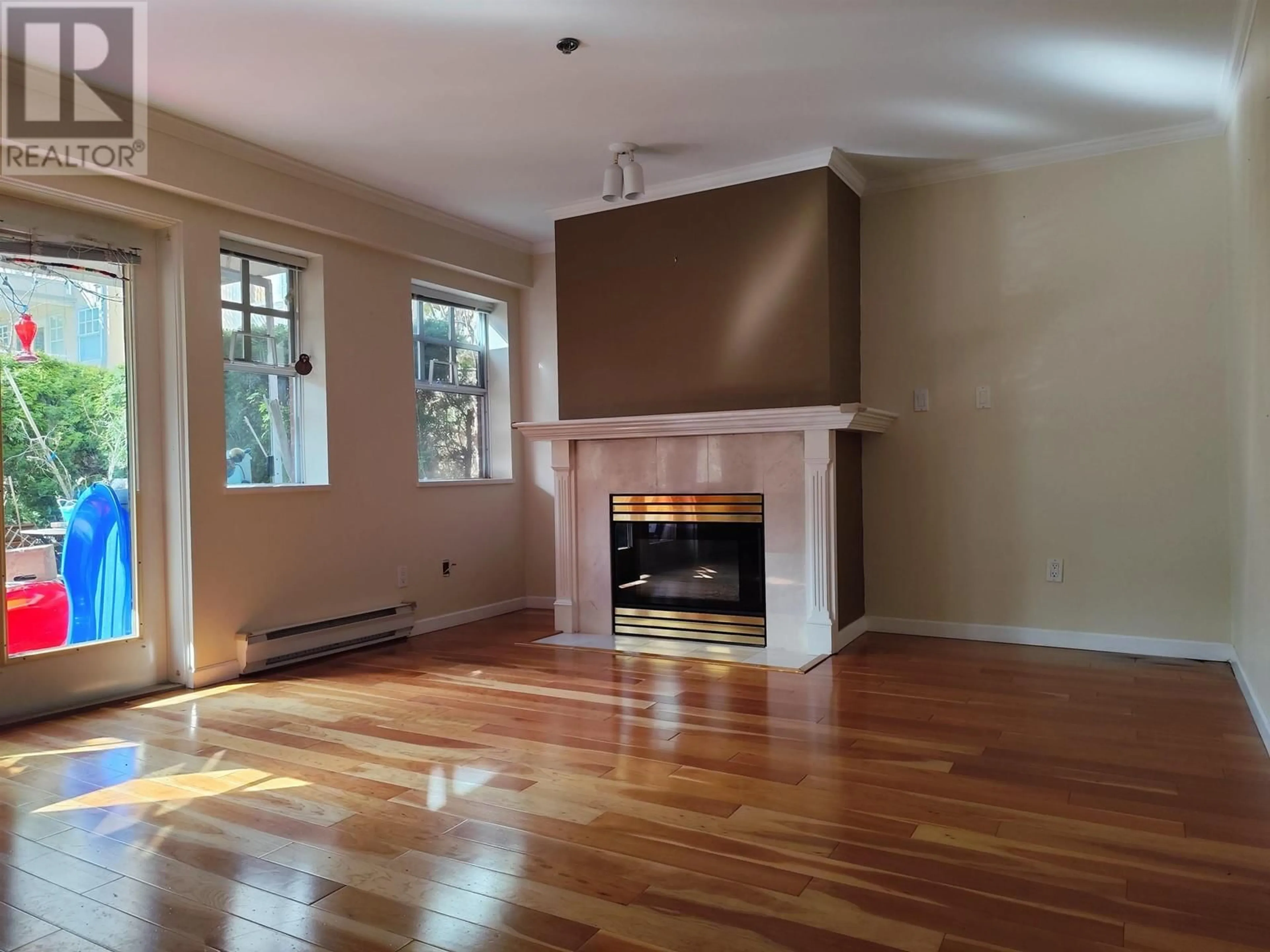 A pic of a room for 104 - 5880 HAMPTON PLACE, Vancouver British Columbia V6T2E9