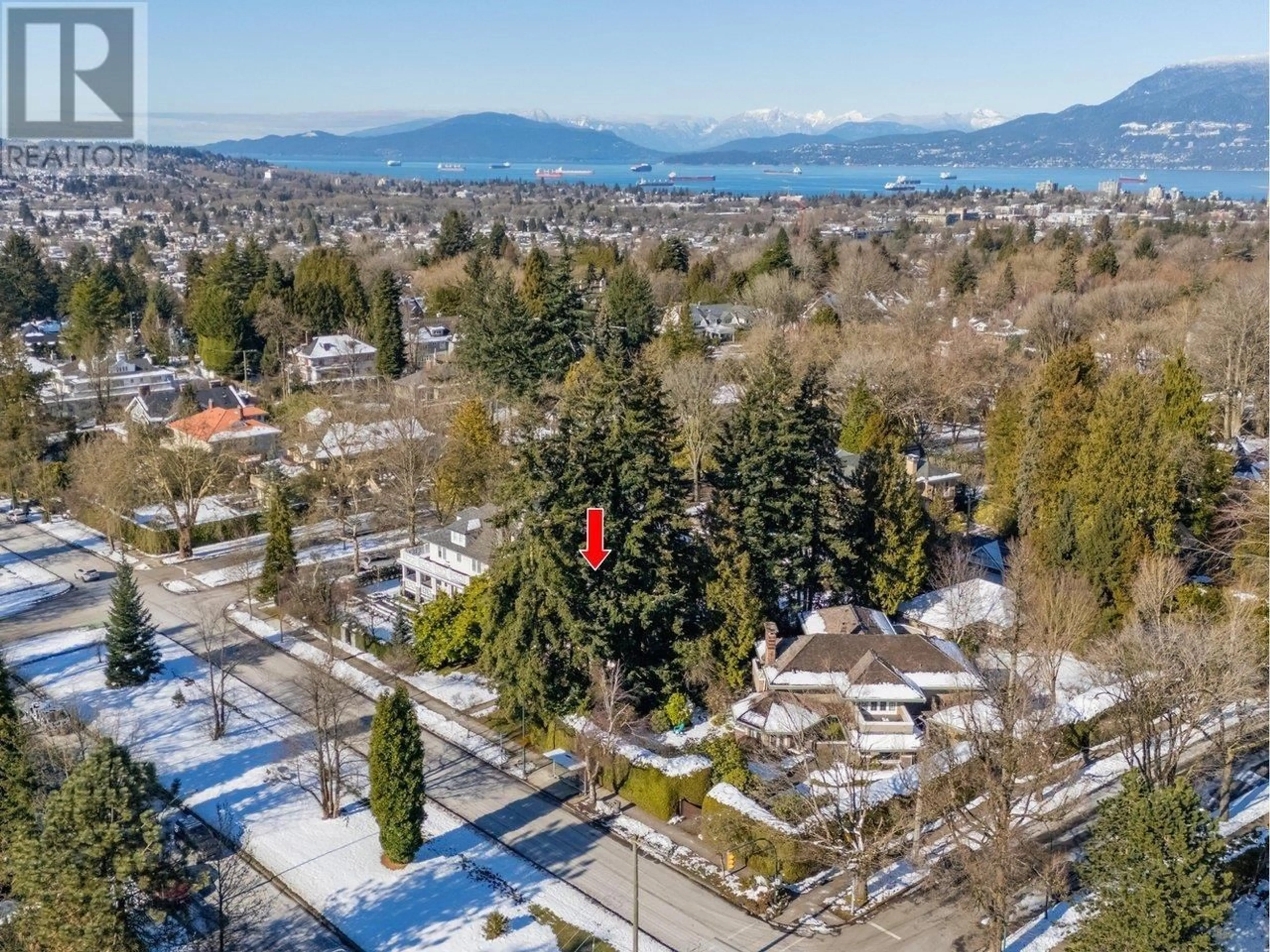 A pic from outside/outdoor area/front of a property/back of a property/a pic from drone, mountain view for 1751 W KING EDWARD AVENUE, Vancouver British Columbia V6J2W1