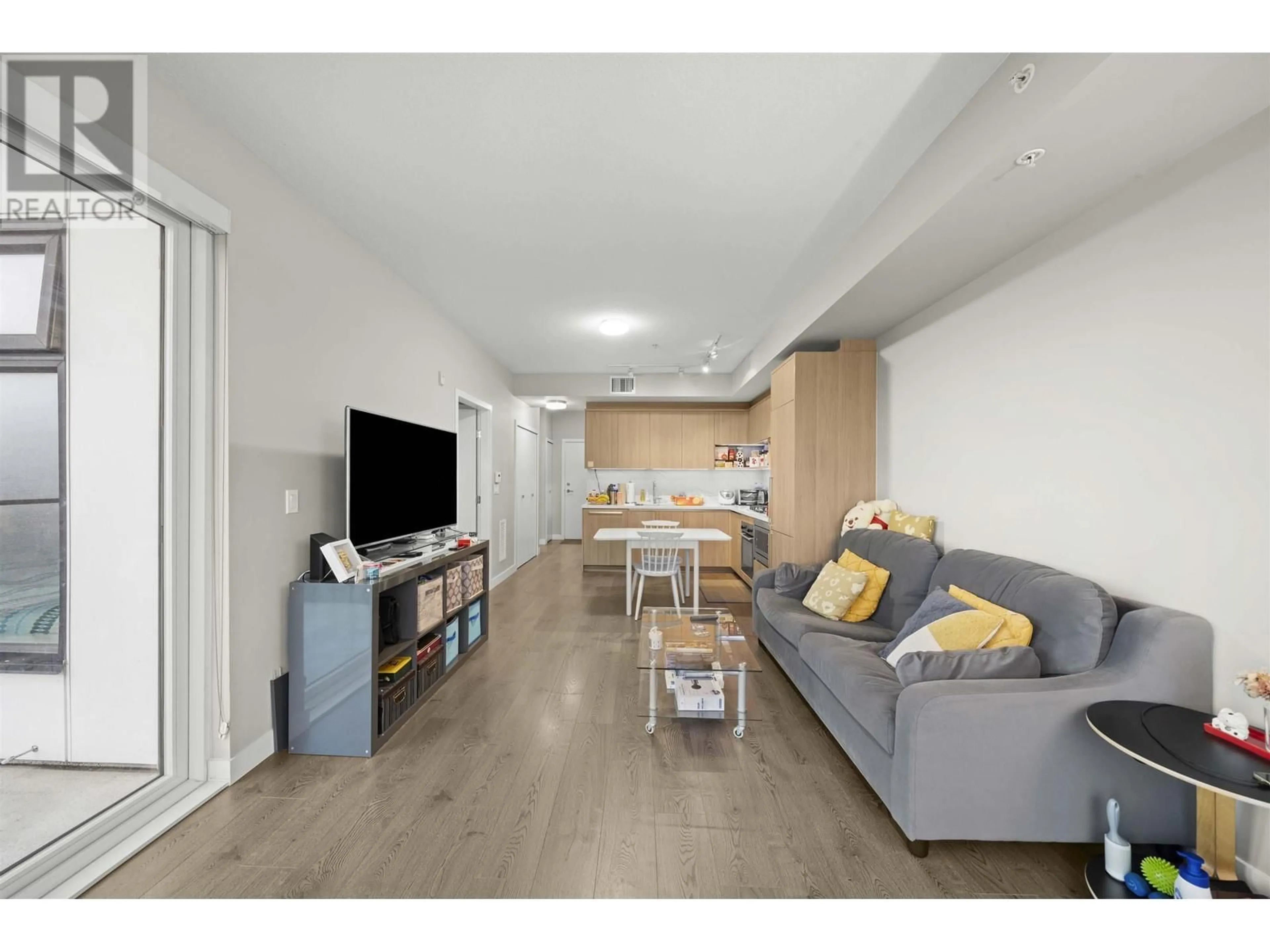 Living room with furniture, unknown for 420 - 9388 ODLIN ROAD, Richmond British Columbia V6X0L5