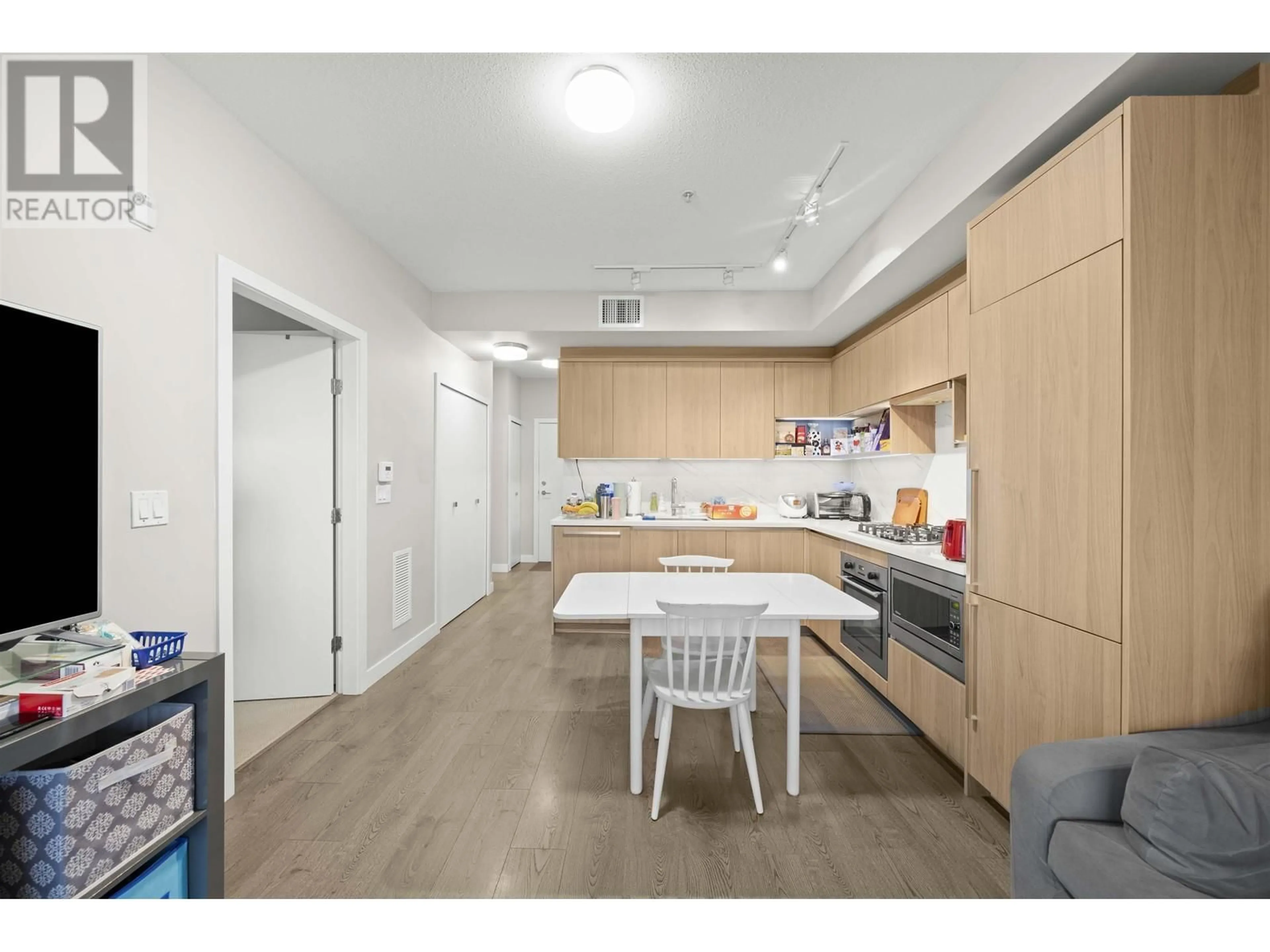 Standard kitchen, unknown for 420 - 9388 ODLIN ROAD, Richmond British Columbia V6X0L5