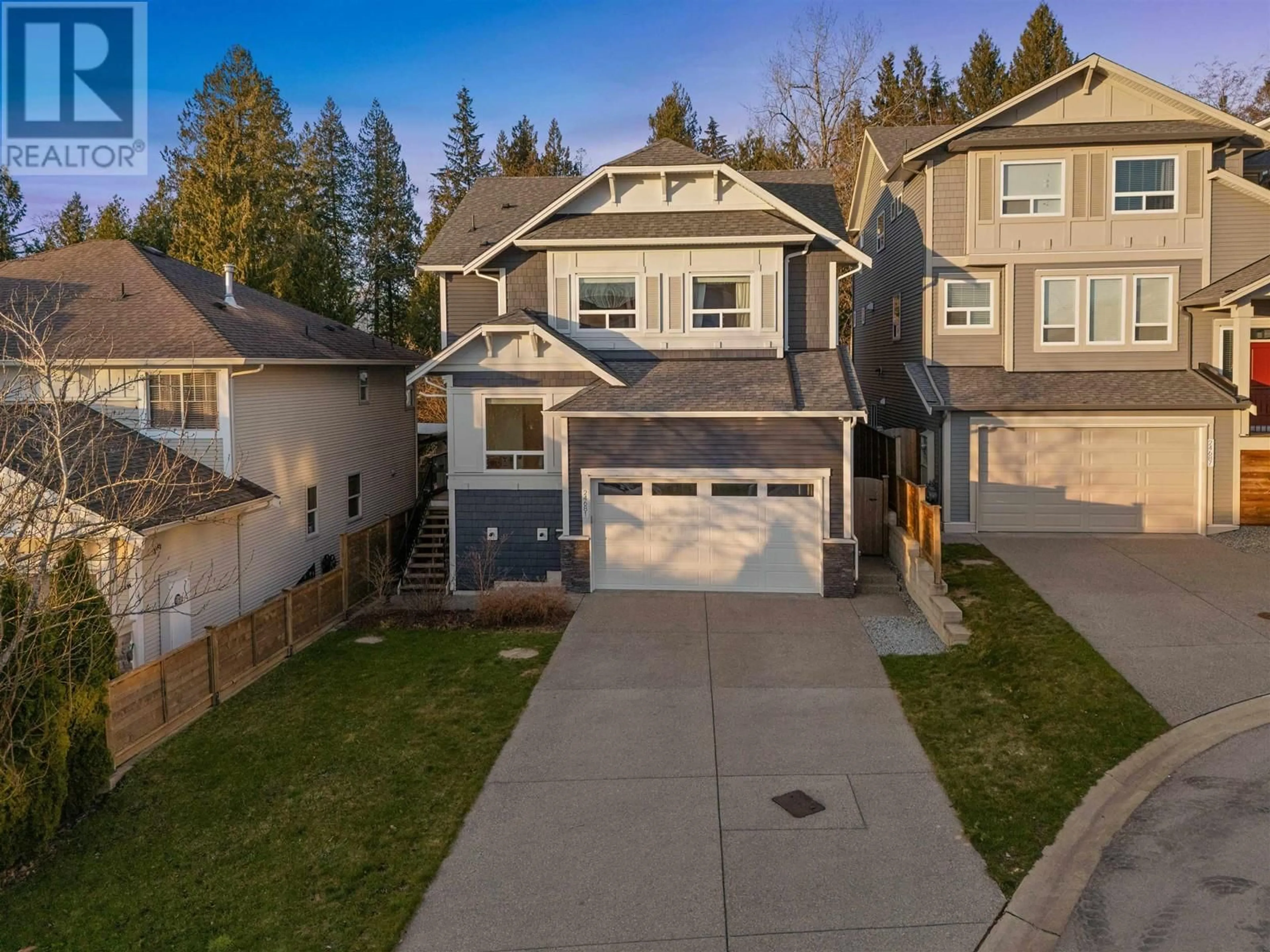 A pic from outside/outdoor area/front of a property/back of a property/a pic from drone, street for 24681 106 AVENUE, Maple Ridge British Columbia V2W1G6