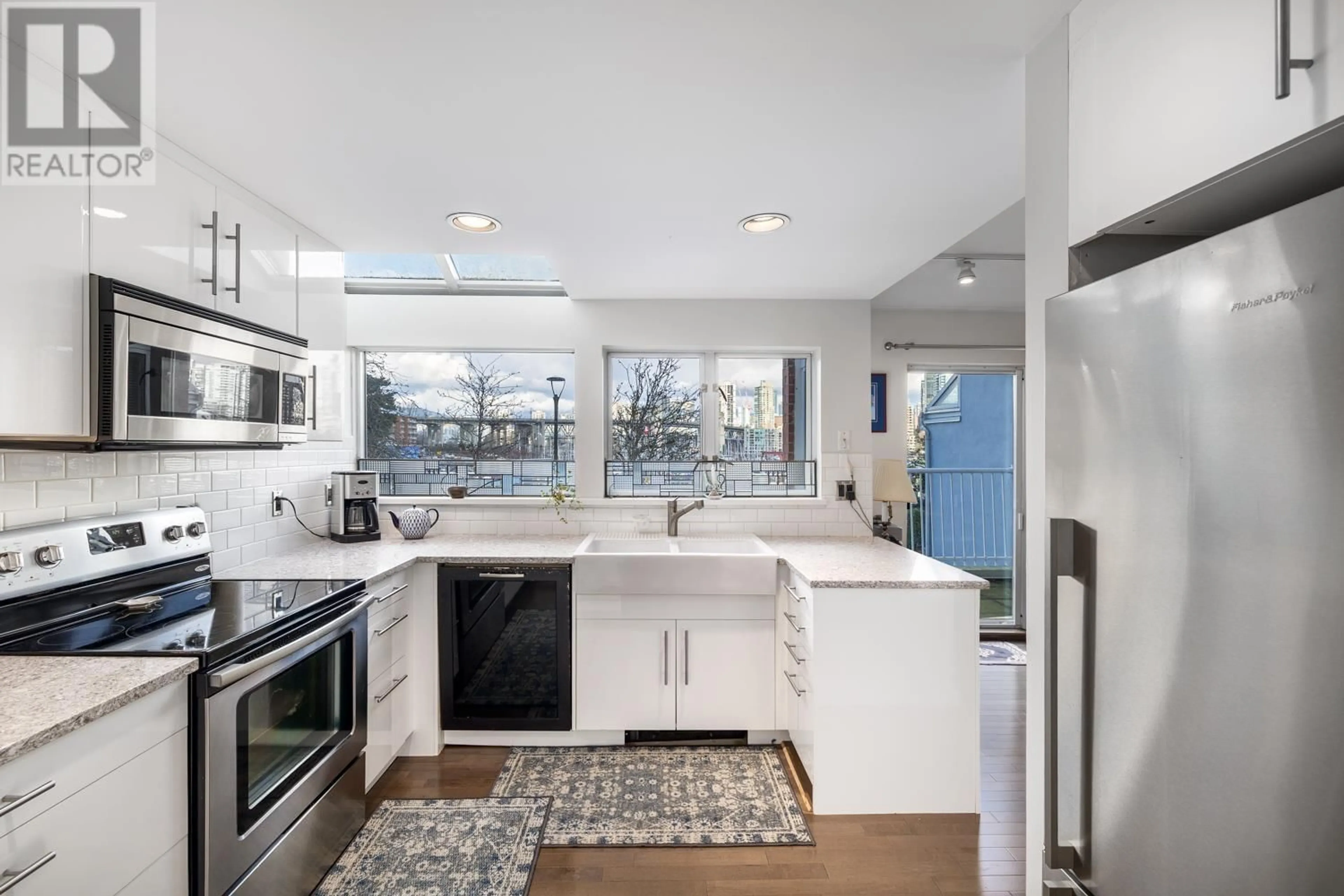 Contemporary kitchen, ceramic/tile floor for 1598 ISLAND PARK WALK, Vancouver British Columbia V6J0G9