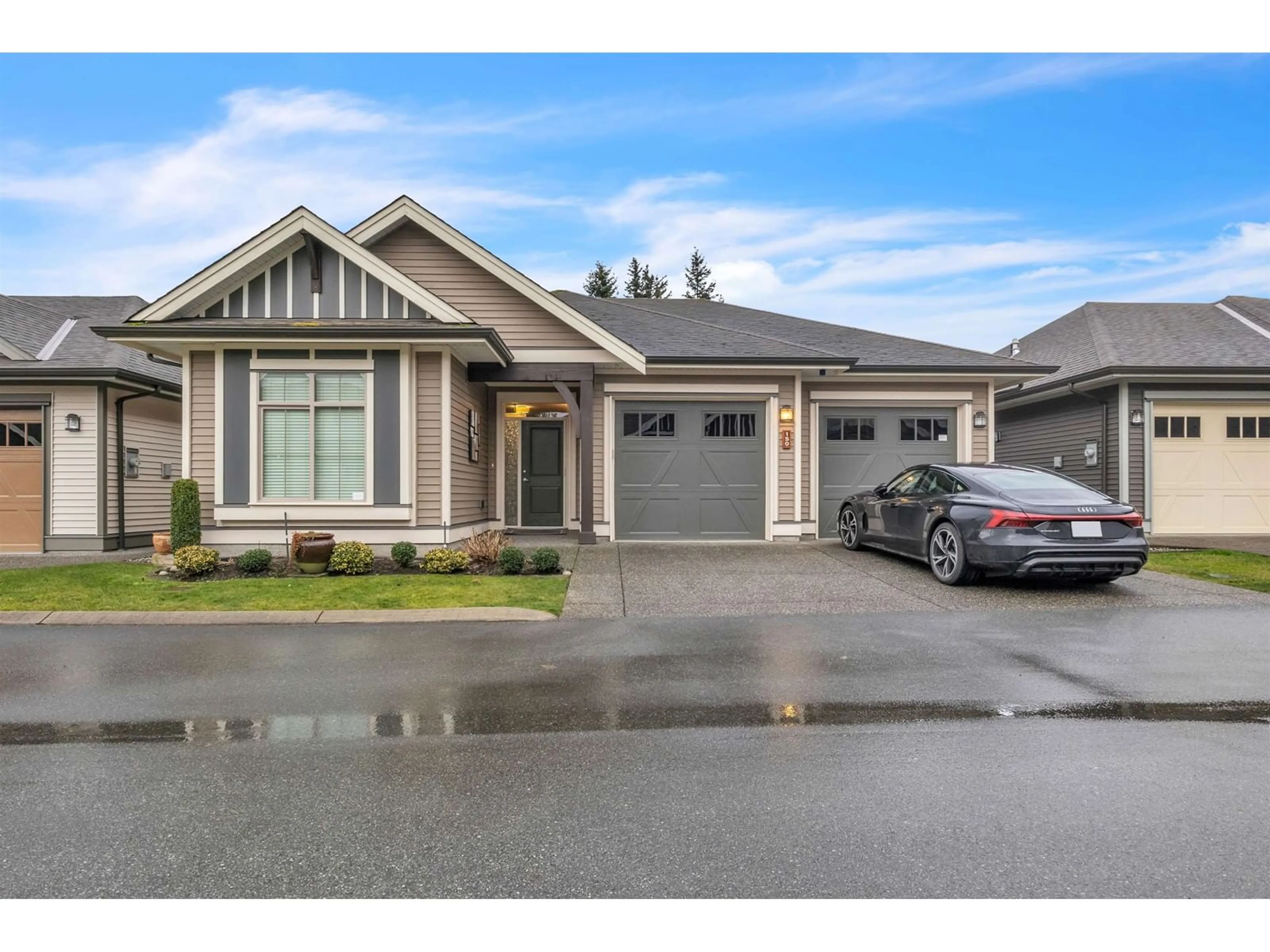 Home with vinyl exterior material, street for 150 45900 SOUTH SUMAS ROAD|Sardis South, Chilliwack British Columbia V2R0S9