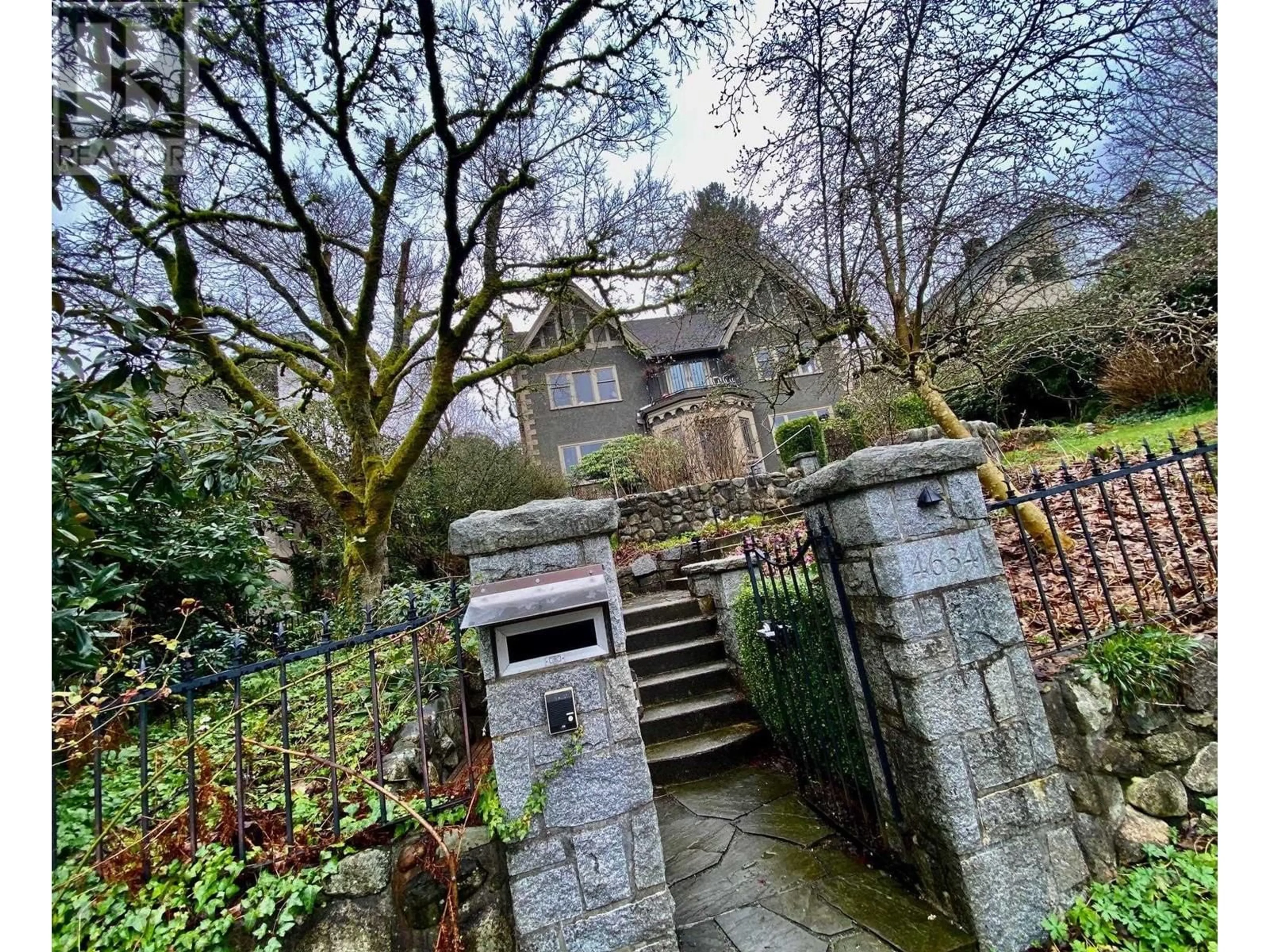 Home with vinyl exterior material, street for 4634 2ND AVENUE, Vancouver British Columbia V6R1L1