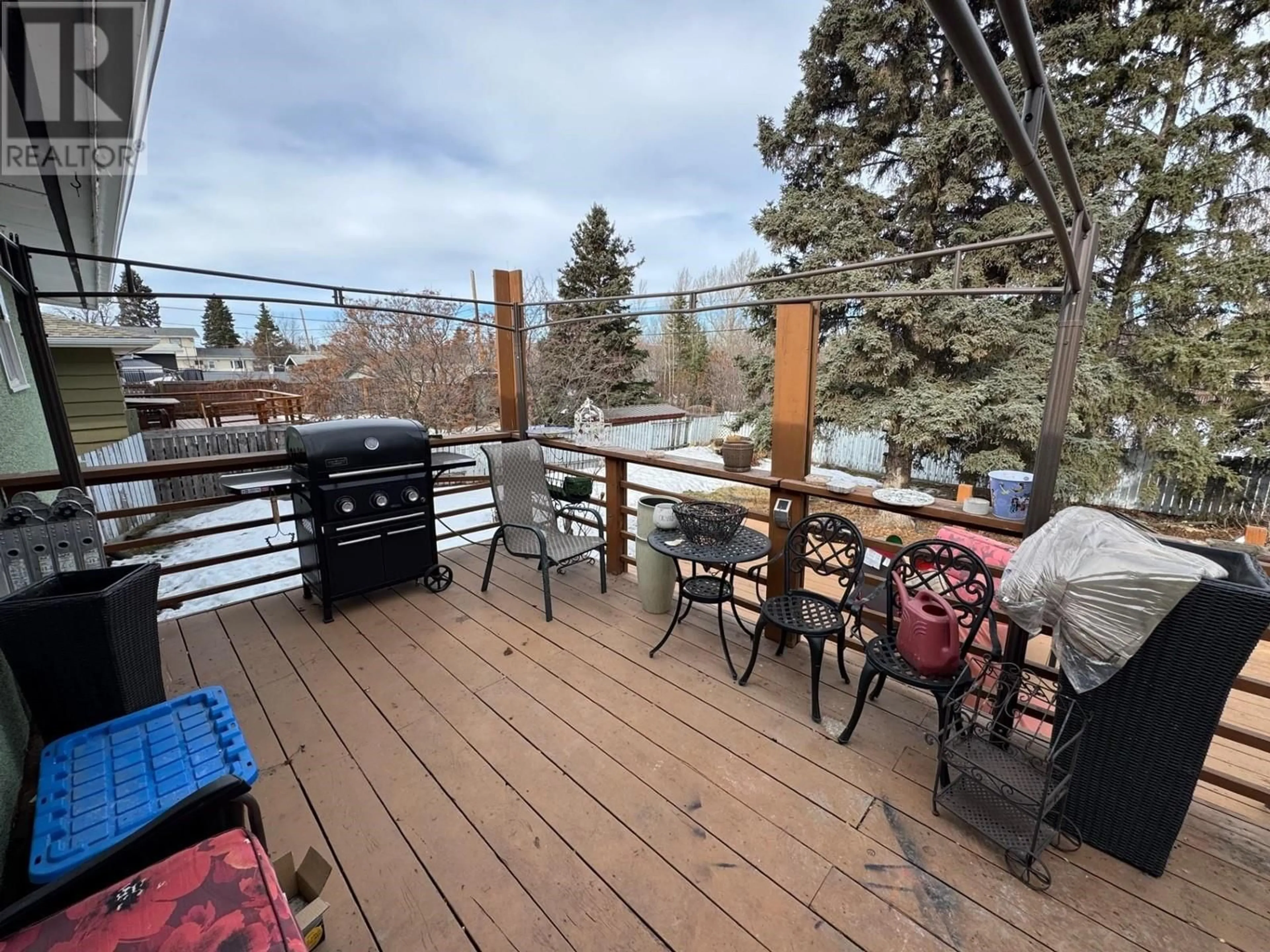 Patio, water/lake/river/ocean view for 9504 113 AVENUE, Fort St. John British Columbia V1J2W9