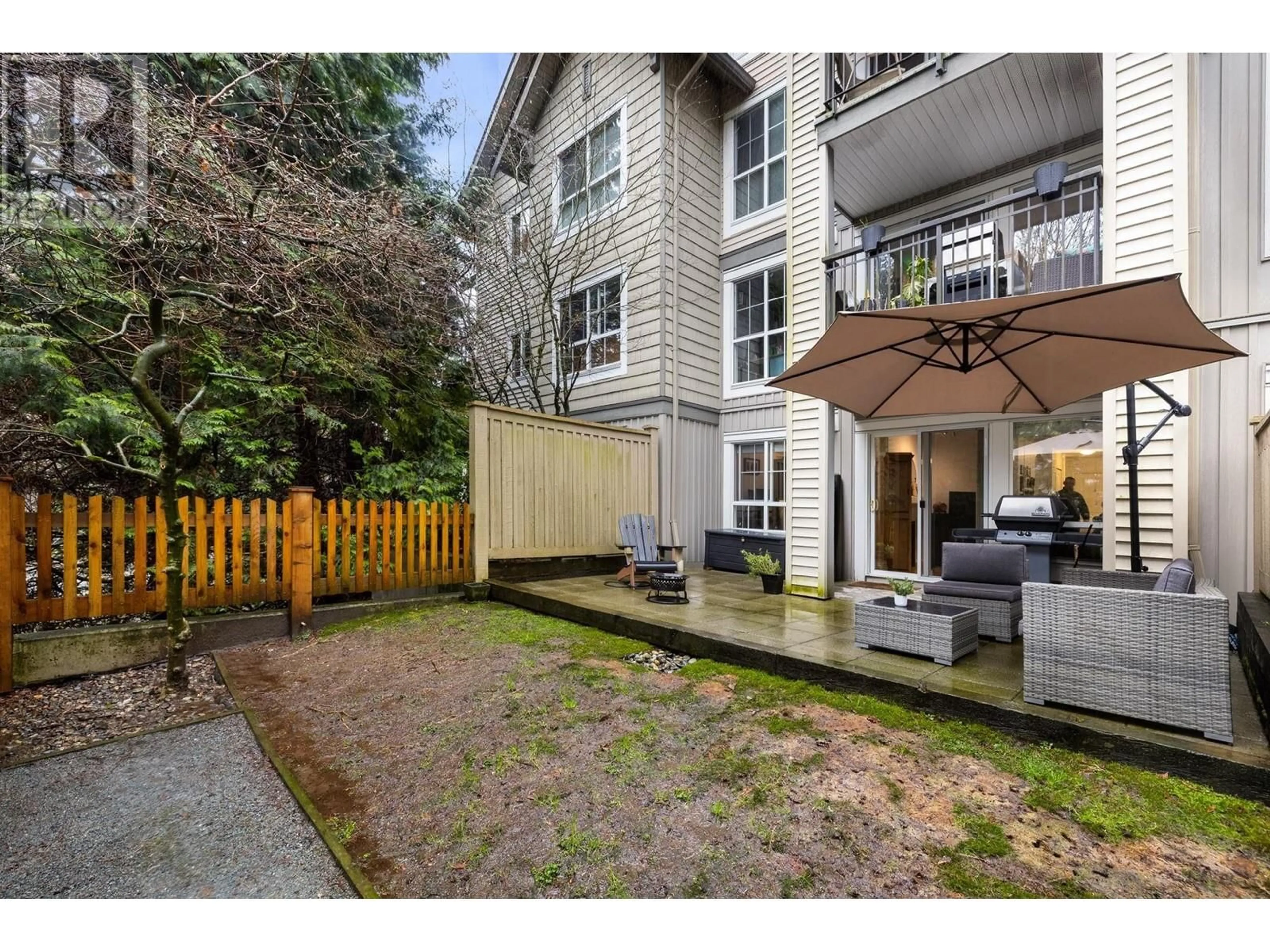 Patio, street for 104 1150 E 29TH STREET, North Vancouver British Columbia V7K3E2