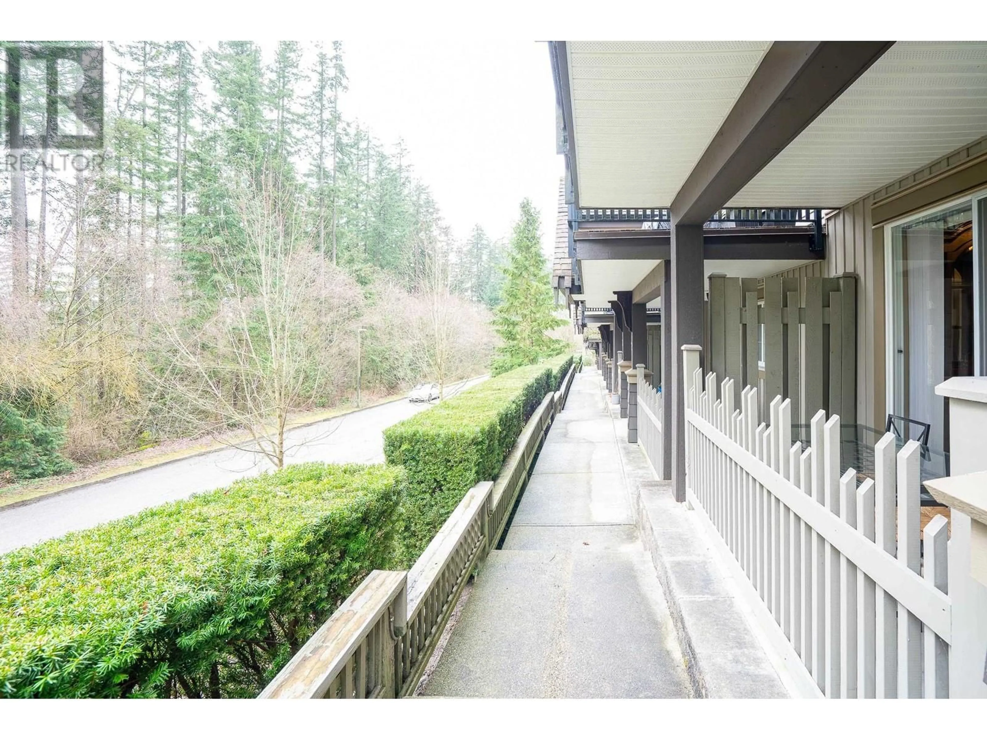 Patio, unknown for 1 - 2200 PANORAMA DRIVE, Port Moody British Columbia V3H5M2