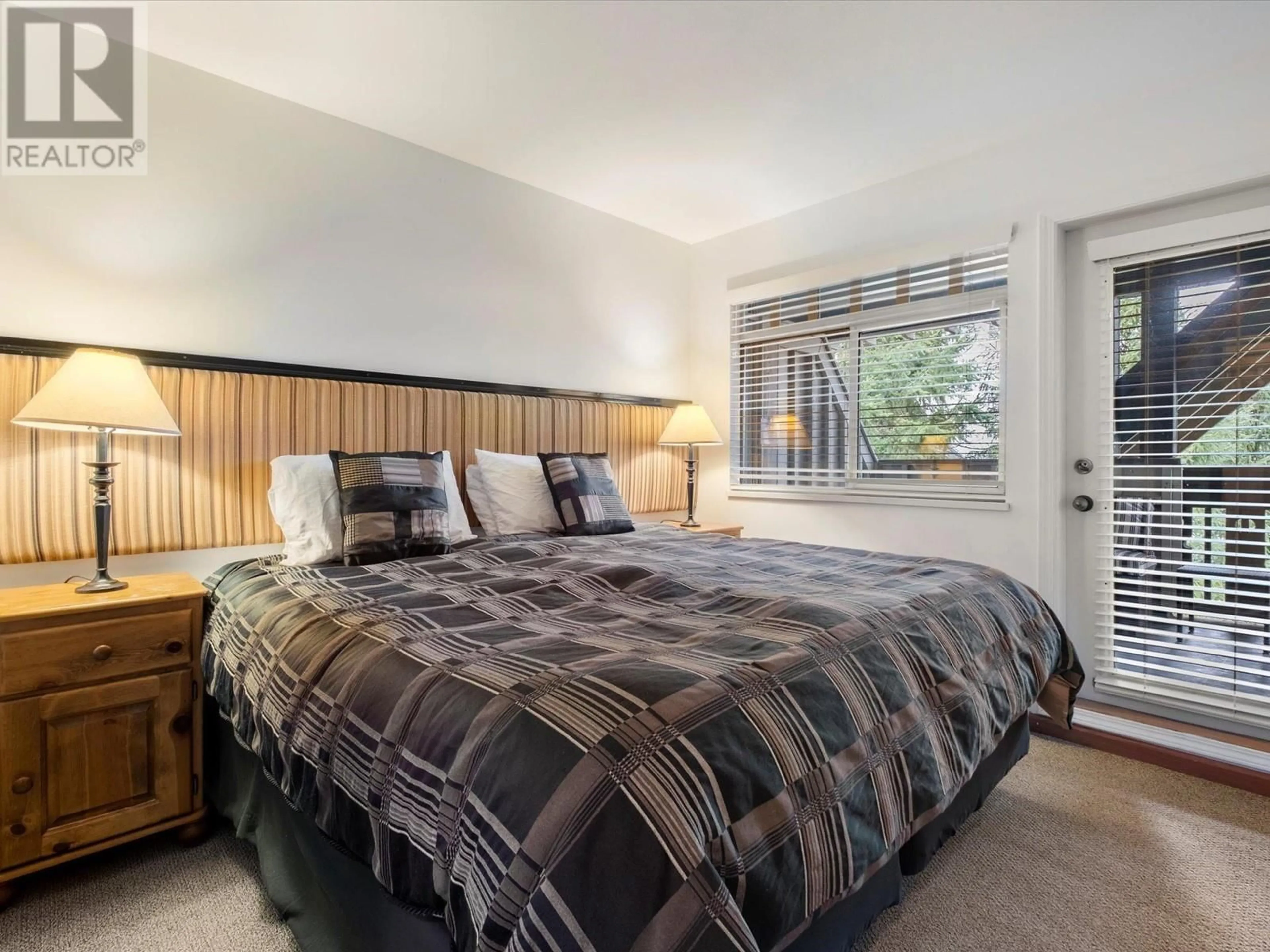 Bedroom with bed, unknown for 58 - 4335 NORTHLANDS BOULEVARD, Whistler British Columbia V8E1A9