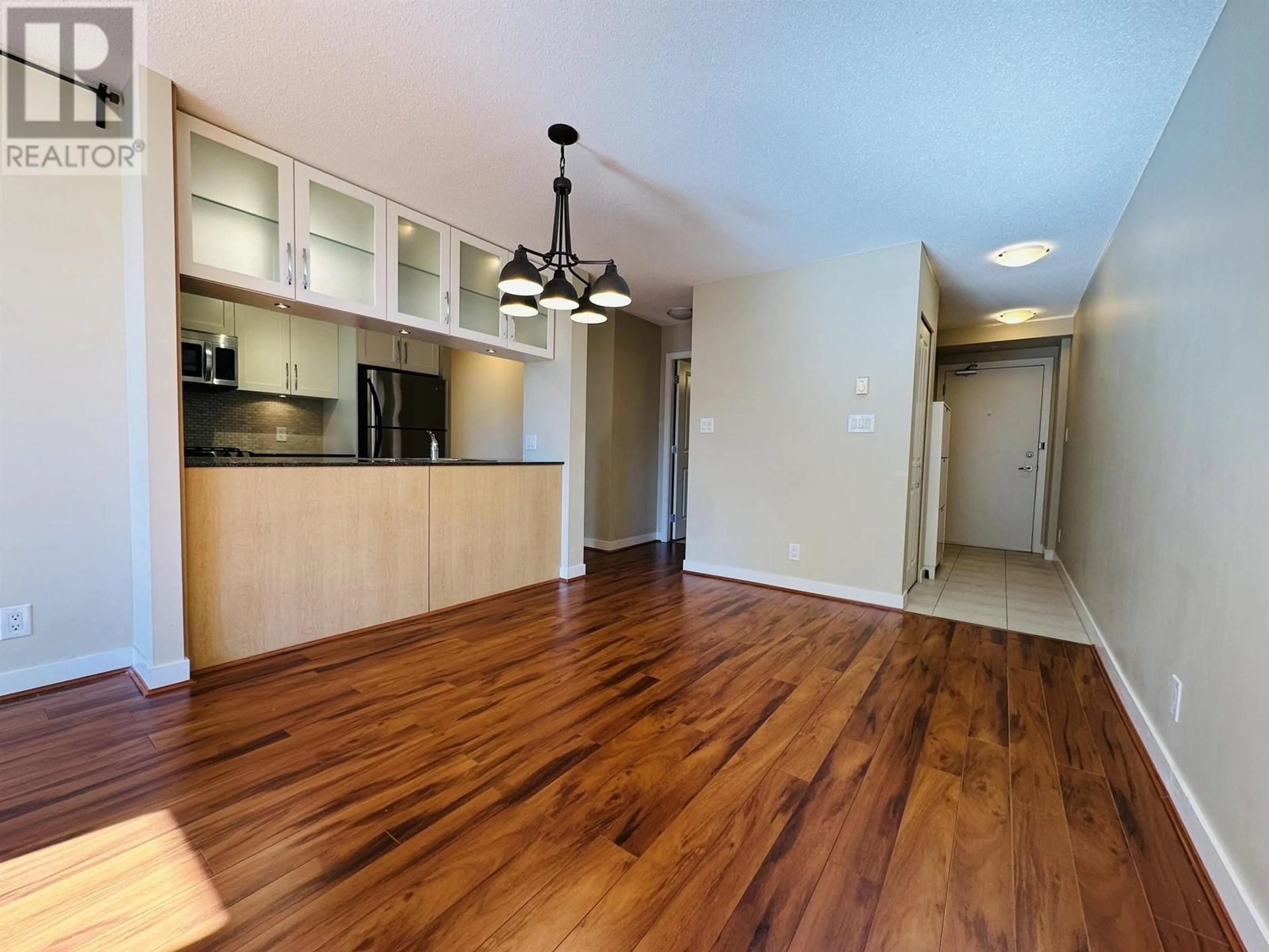 Open concept kitchen, wood/laminate floor for 906 - 6351 BUSWELL STREET, Richmond British Columbia V6Y0A4