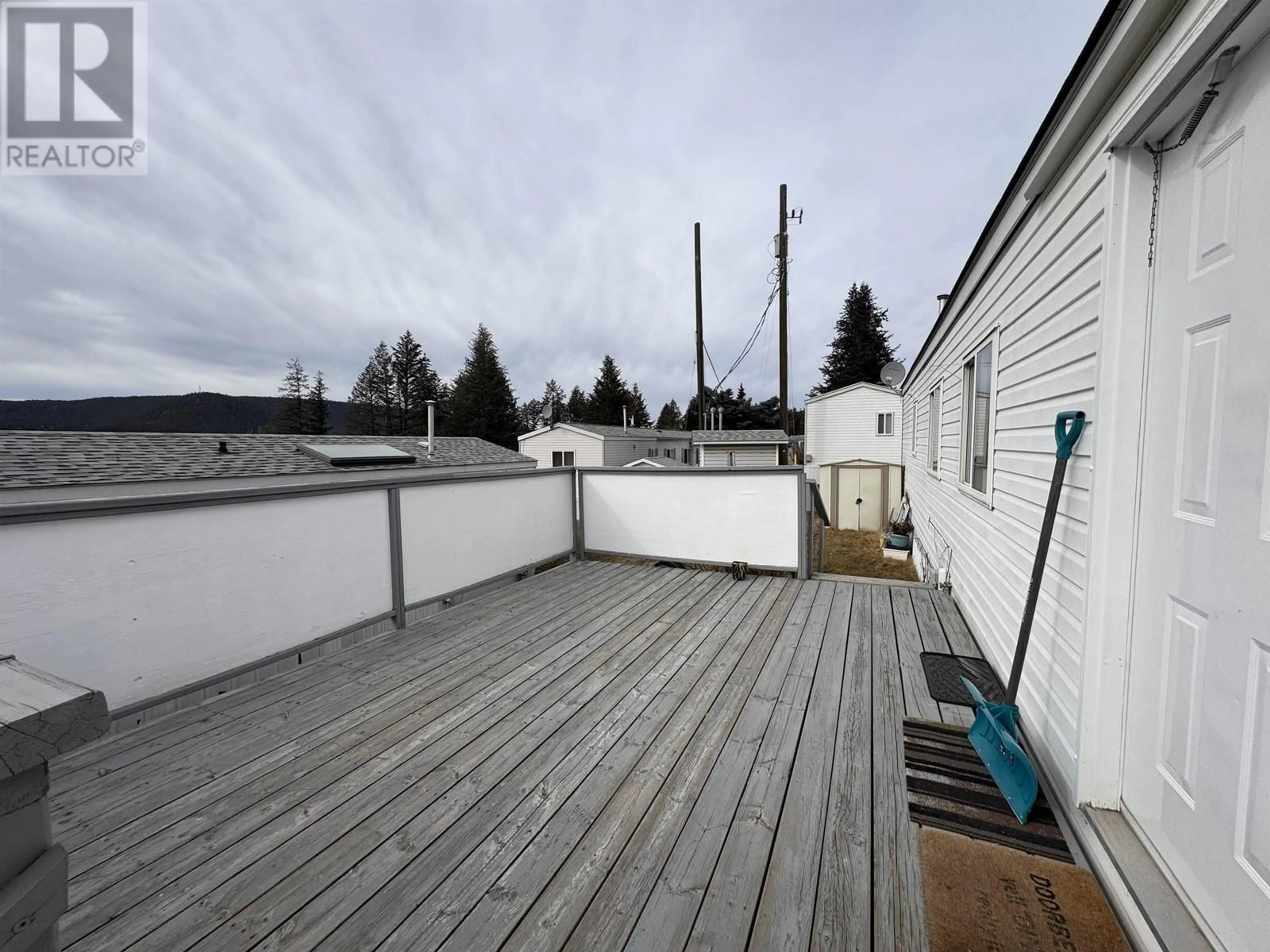 Patio, unknown for 92 770 N 11TH AVENUE, Williams Lake British Columbia V2M2M4