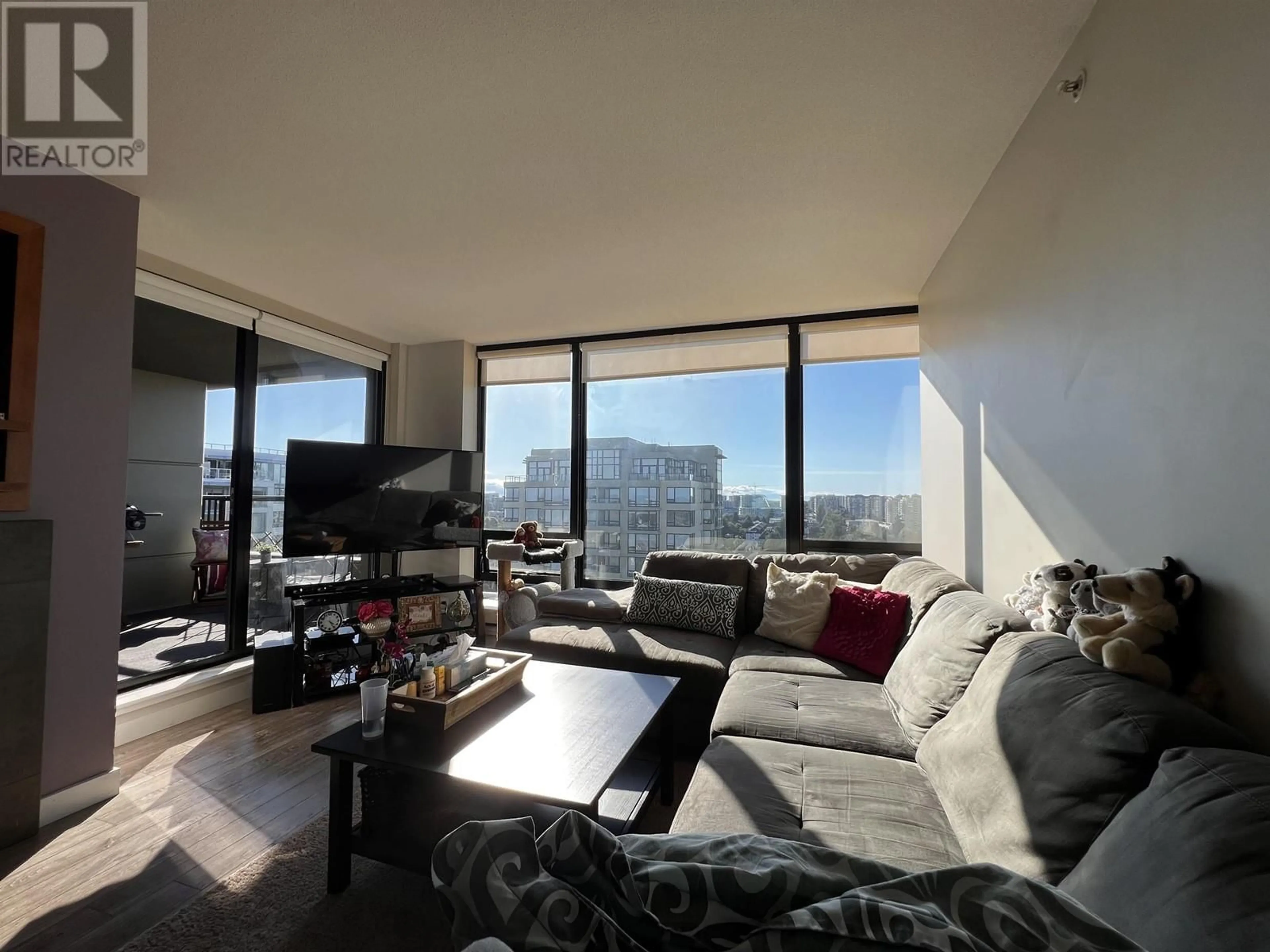 Living room with furniture, unknown for 1708 - 9133 HEMLOCK DRIVE, Richmond British Columbia V6Y4J9