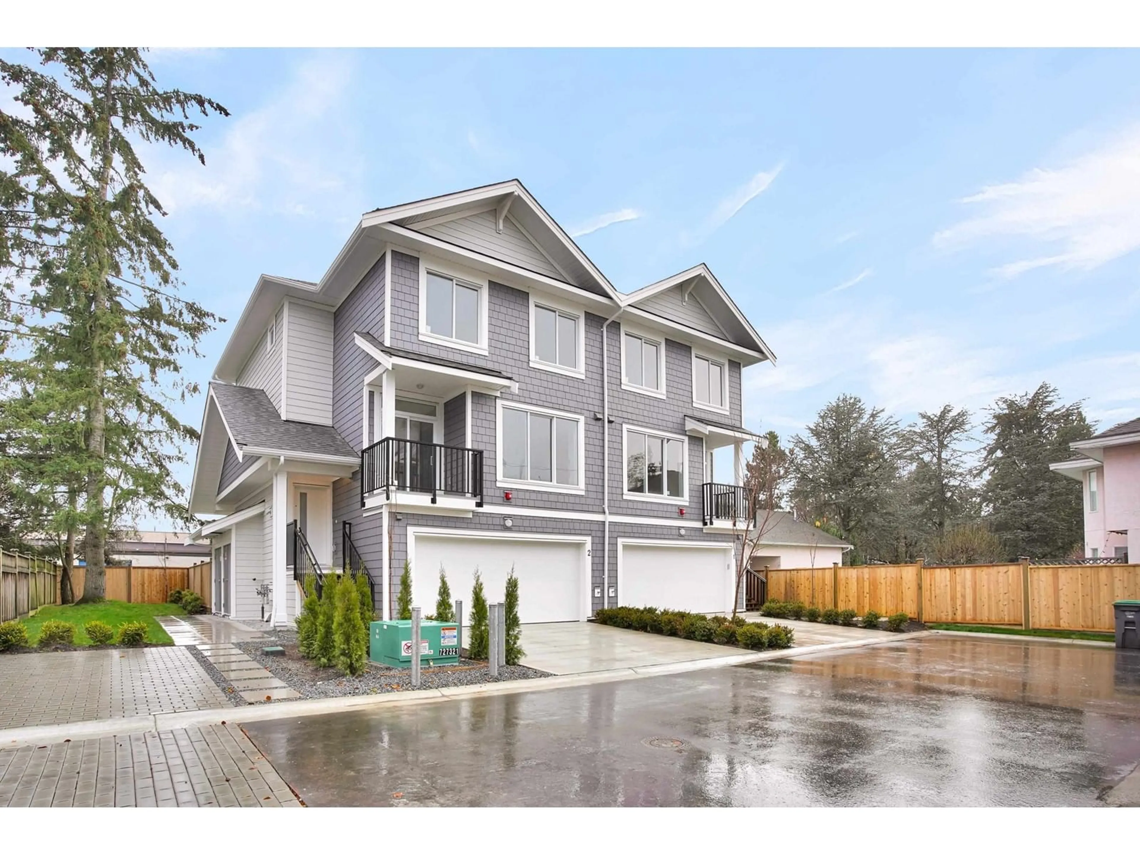Home with vinyl exterior material, street for 2 - 2525 156, Surrey British Columbia V4P1C7