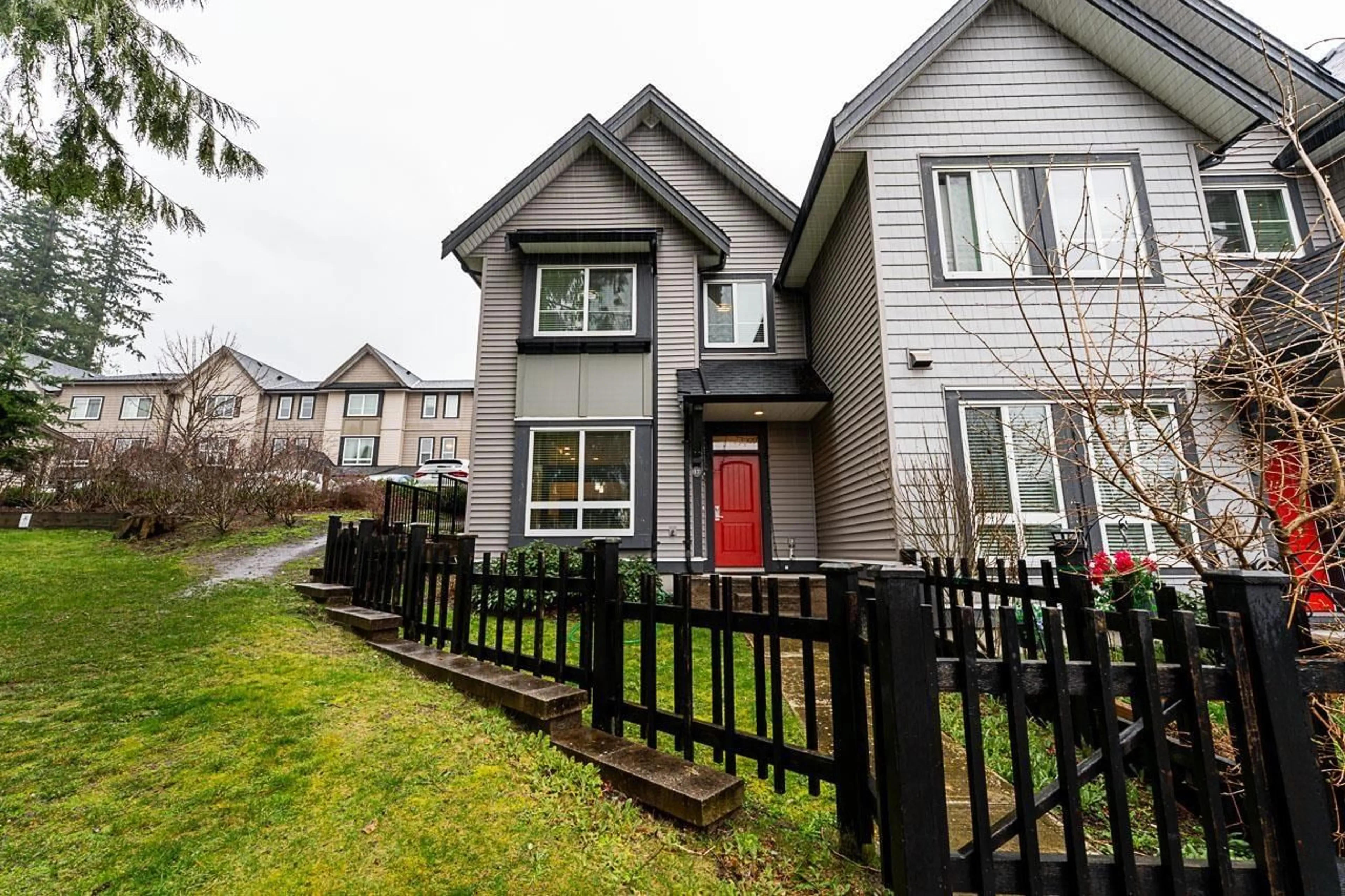 Home with vinyl exterior material, street for 17 - 14555 68, Surrey British Columbia V3S2A8