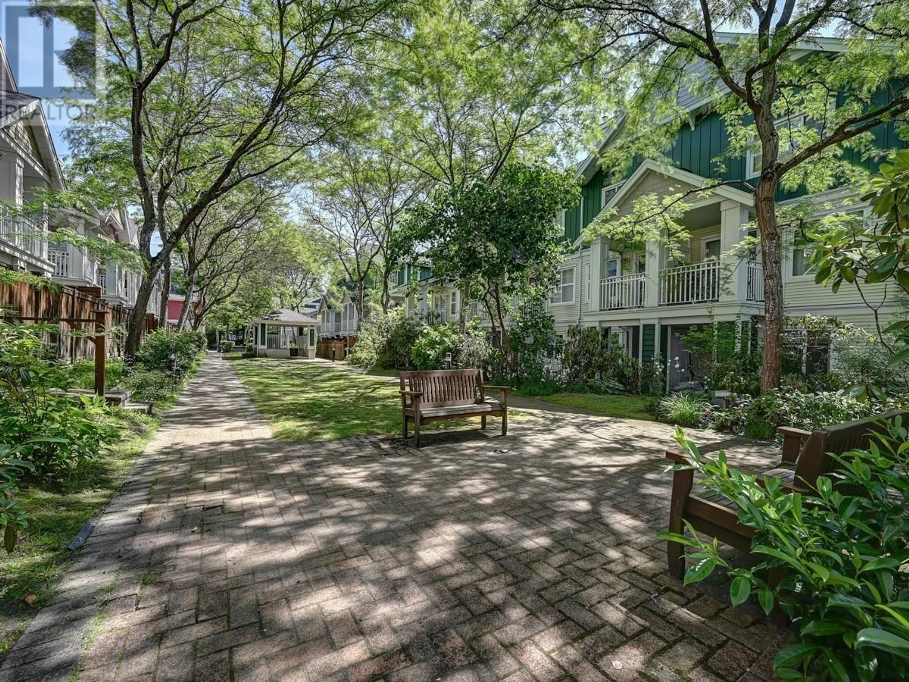 Patio, street for 7 - 123 SEVENTH STREET, New Westminster British Columbia V3M6Y2