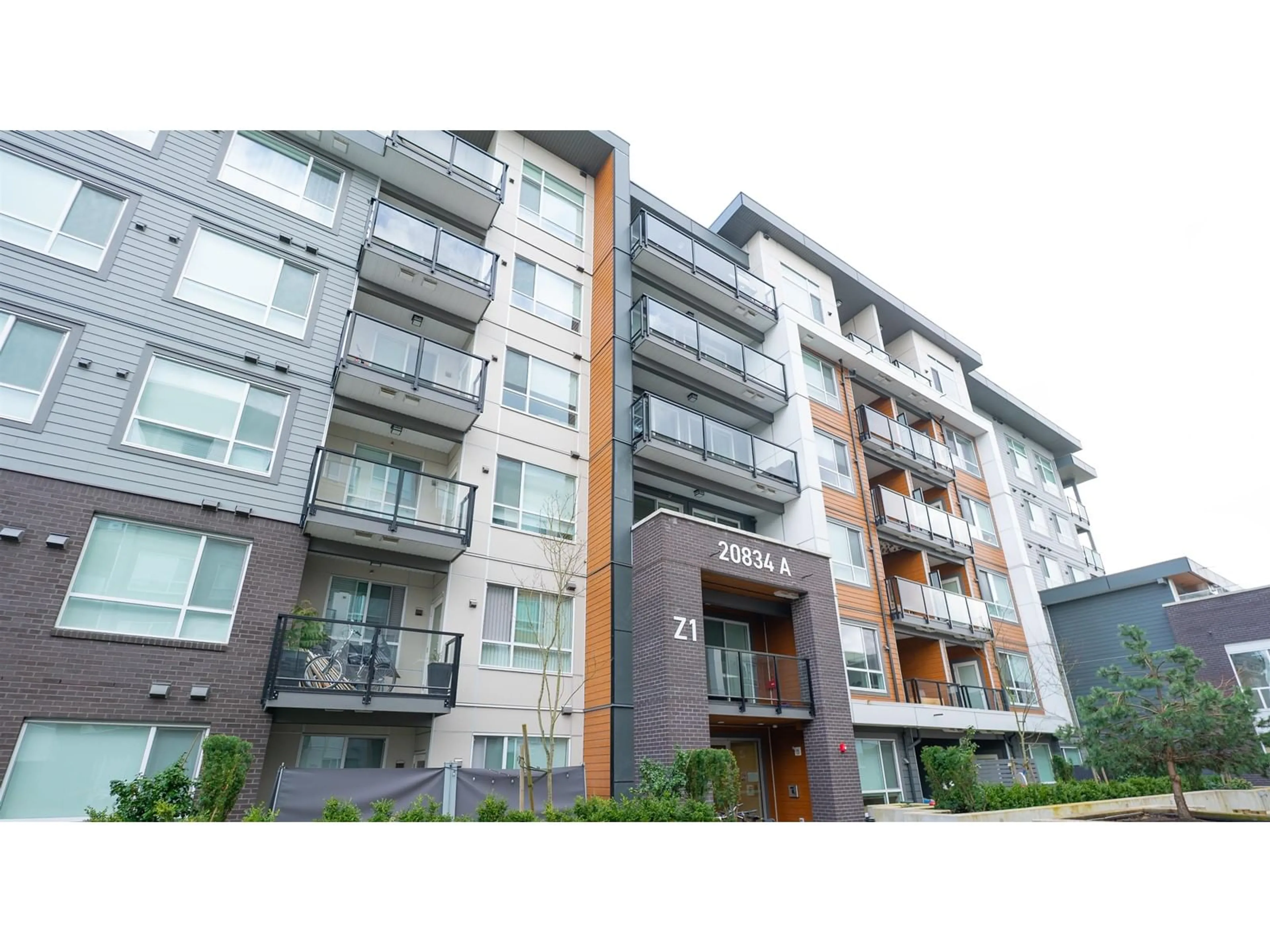 Unknown for A104 - 20834 80, Langley British Columbia V2Y3M3
