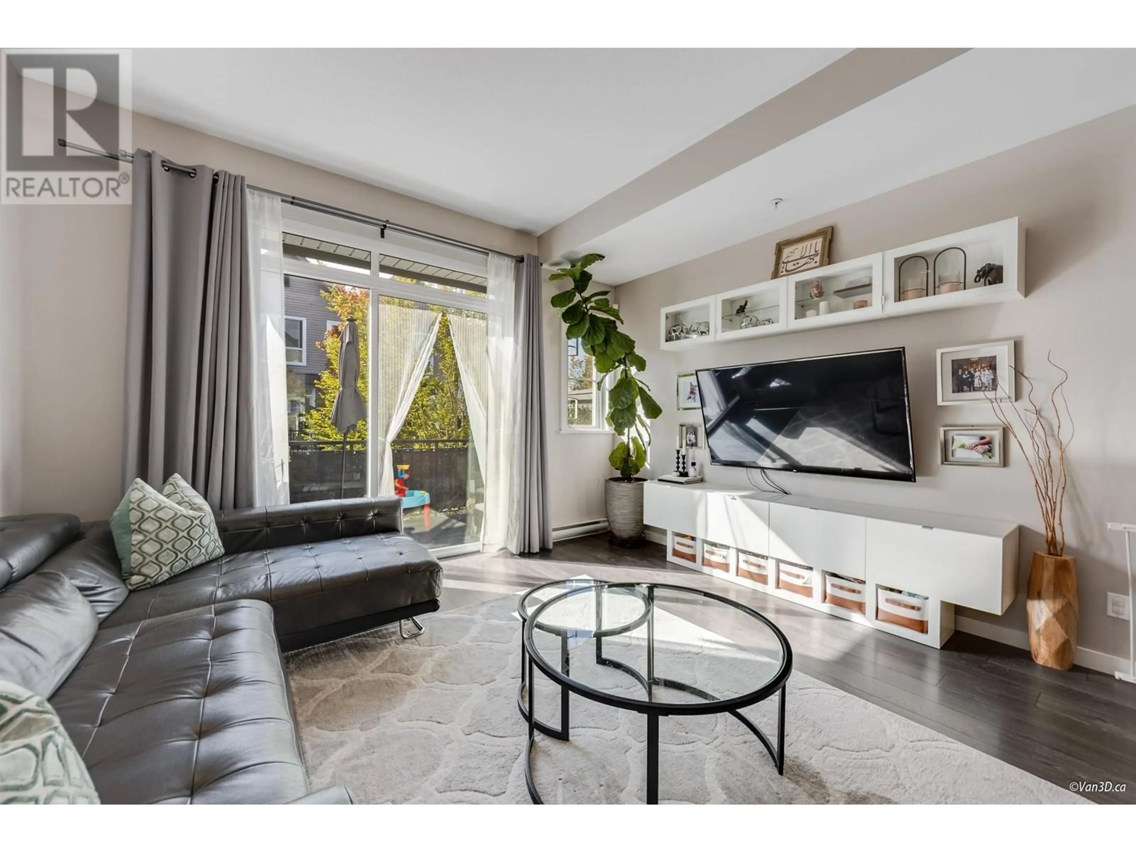 Living room with furniture, unknown for 18 - 2358 RANGER LANE, Port Coquitlam British Columbia V3B0L5