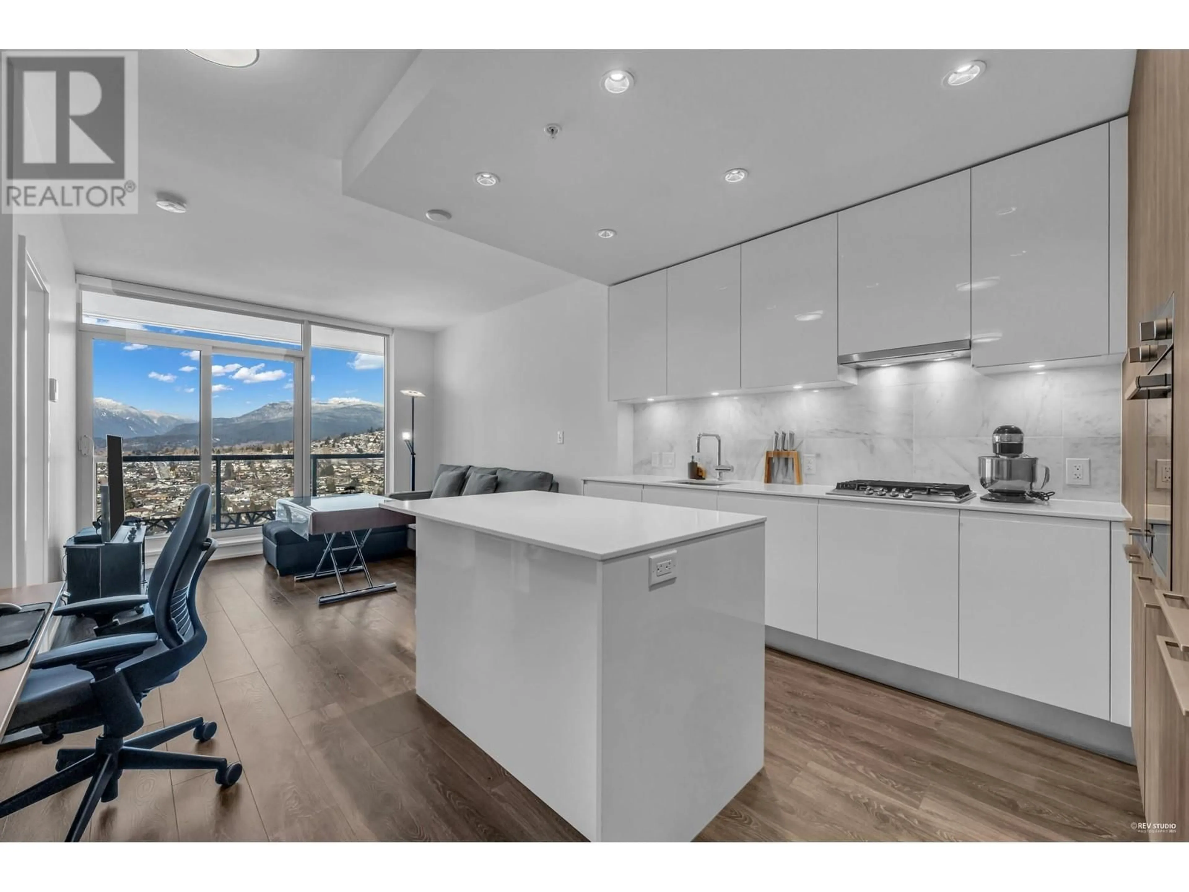Open concept kitchen, unknown for 2111 - 1955 ALPHA WAY, Burnaby British Columbia V5C0K6