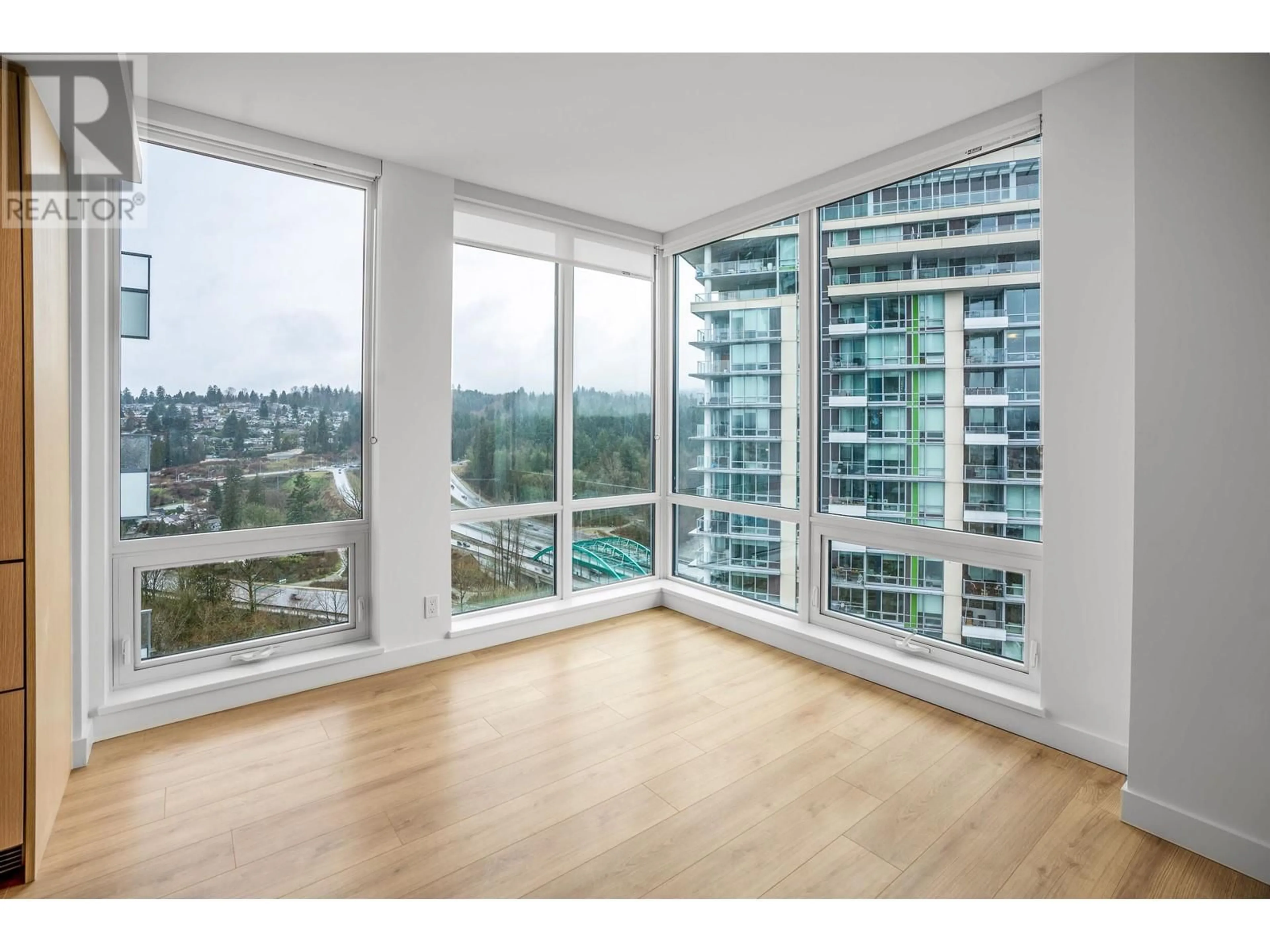 A pic of a room for 2202 - 1500 FERN STREET, North Vancouver British Columbia V7J0B6