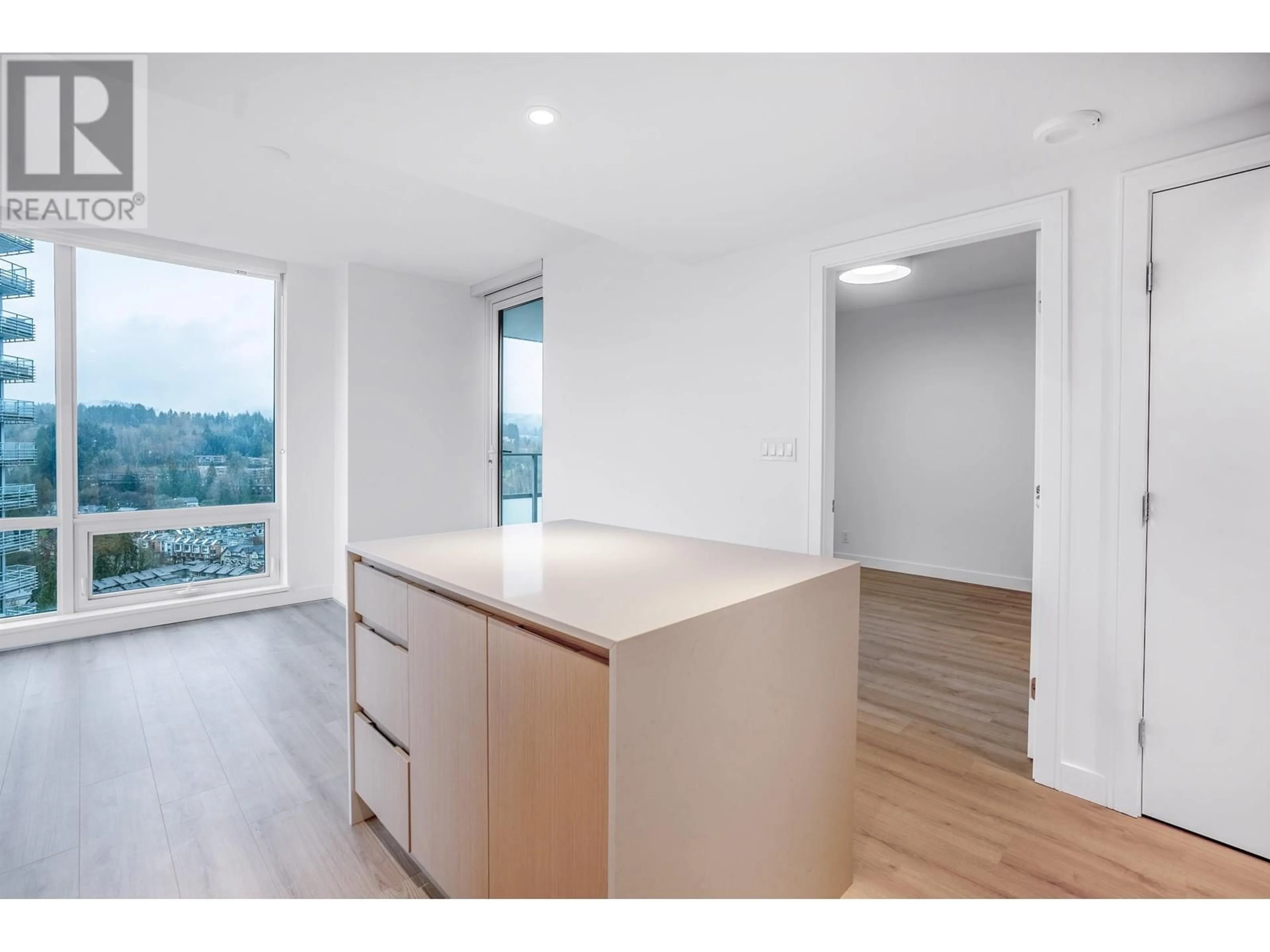 Unknown for 2202 - 1500 FERN STREET, North Vancouver British Columbia V7J0B6
