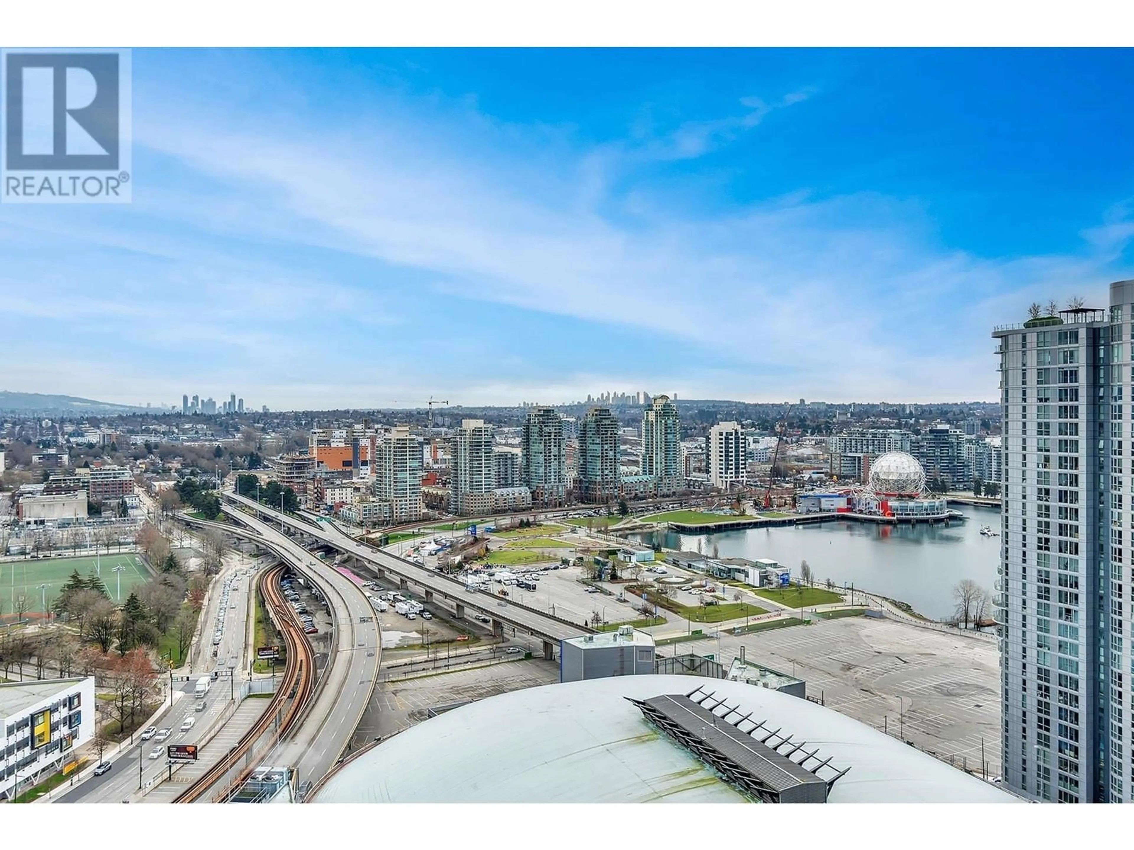 A pic from outside/outdoor area/front of a property/back of a property/a pic from drone, water/lake/river/ocean view for 2805 131 REGIMENT SQUARE, Vancouver British Columbia V6B1X6